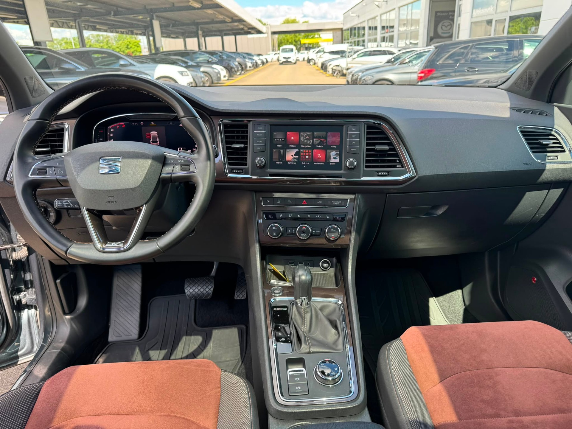 SEAT Ateca 2.0 TSI Xcellence 4Drive DSG-image-9