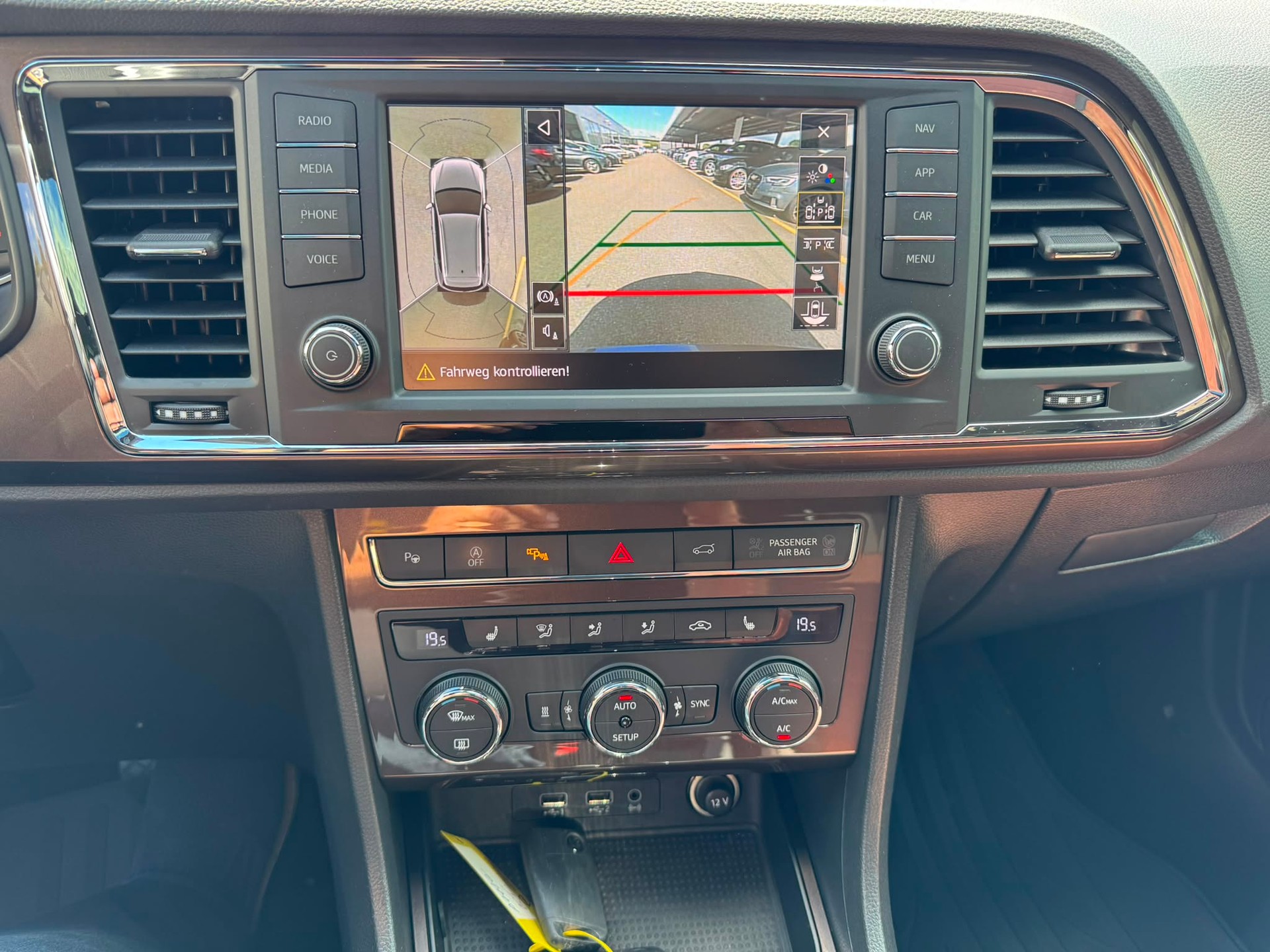 SEAT Ateca 2.0 TSI Xcellence 4Drive DSG-image-11
