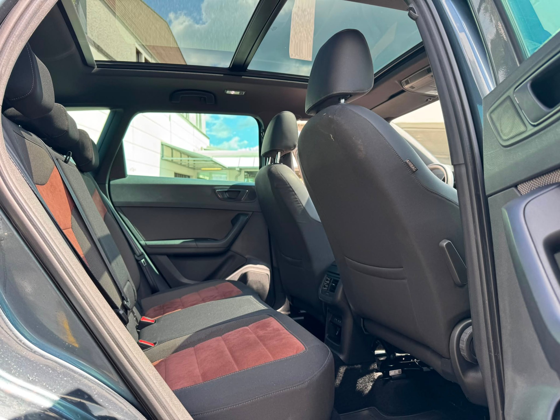SEAT Ateca 2.0 TSI Xcellence 4Drive DSG-image-15