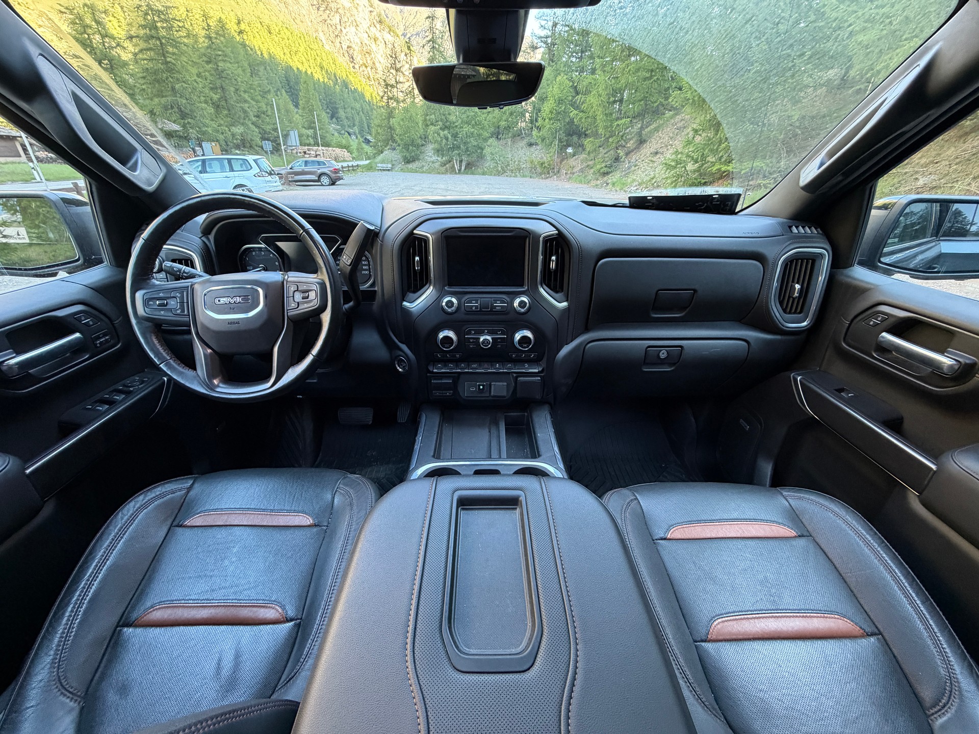 GMC Sierra 1500 AT4-image-3