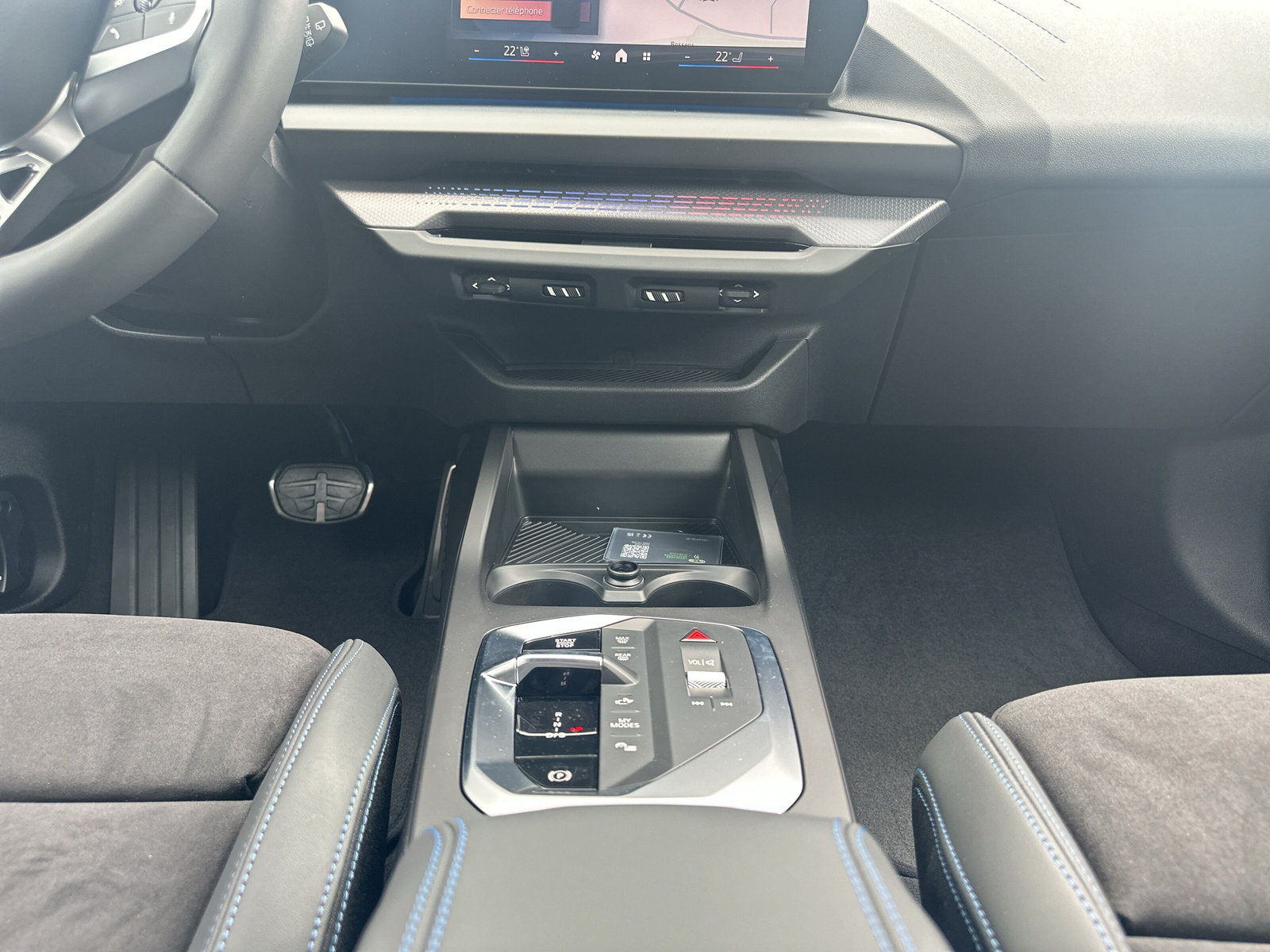 BMW 123 xDrive M Sport Pro Steptronic-image-17