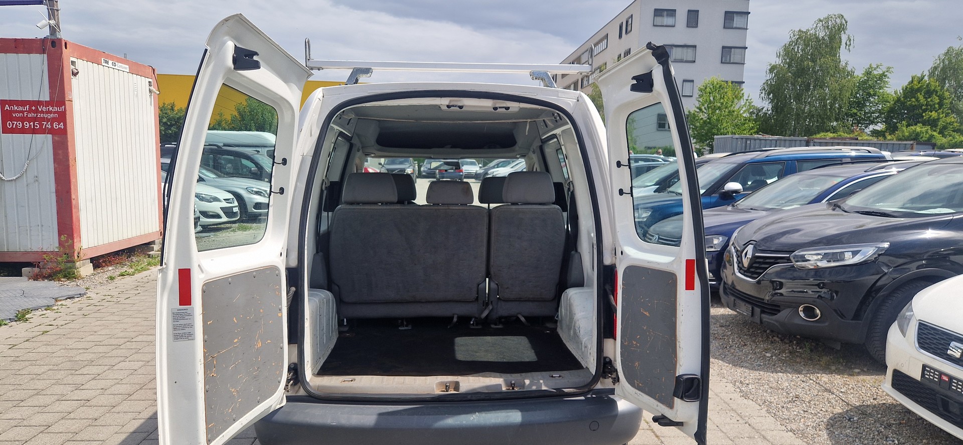 VW Caddy 1.9TDI PD 4Motion-image-8