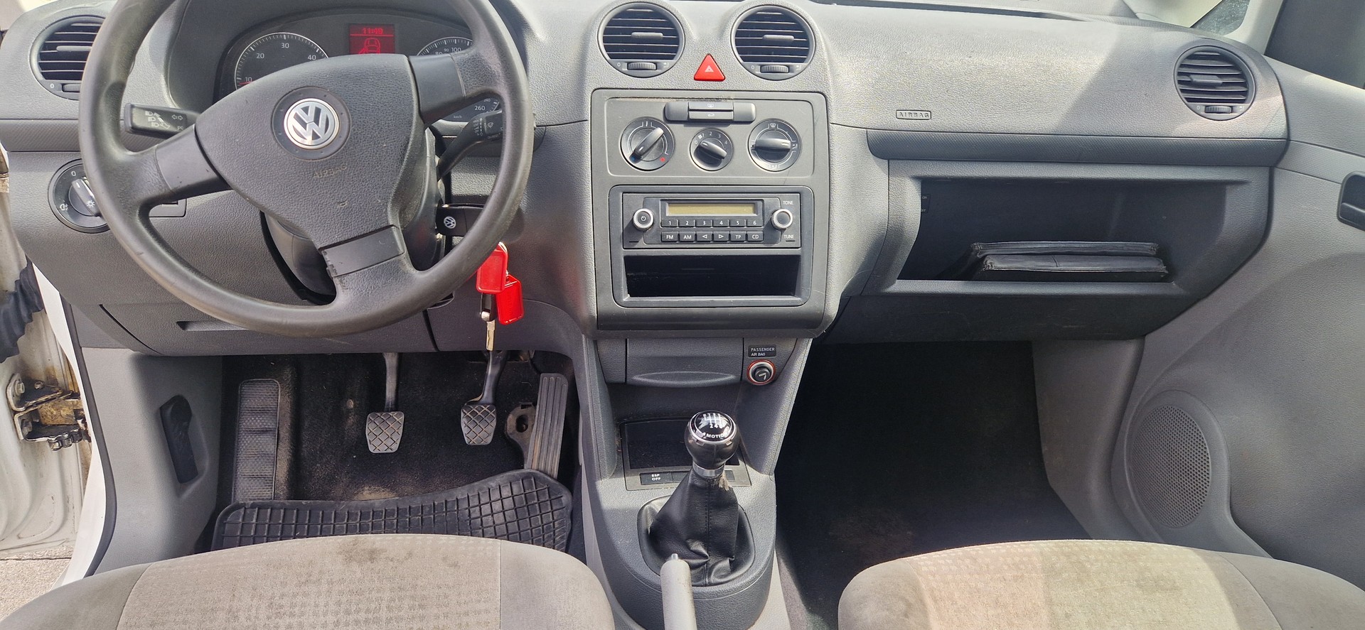 VW Caddy 1.9TDI PD 4Motion-image-7