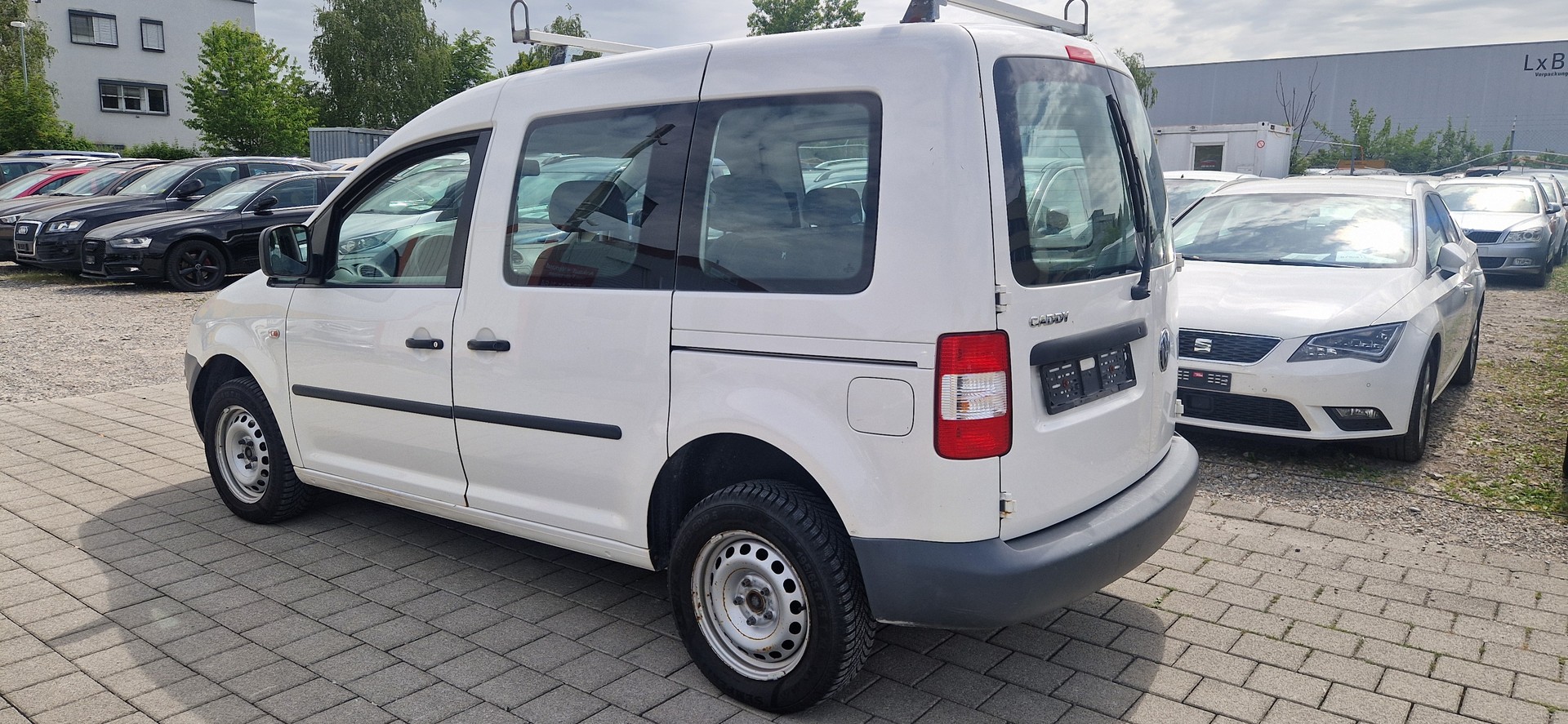 VW Caddy 1.9TDI PD 4Motion-image-4