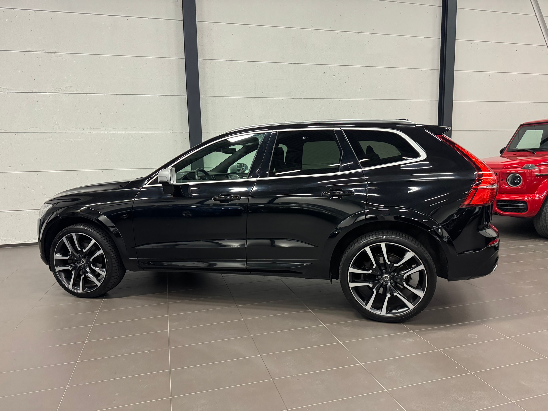 VOLVO XC60 T6 AWD R-Design Geartronic-image-11