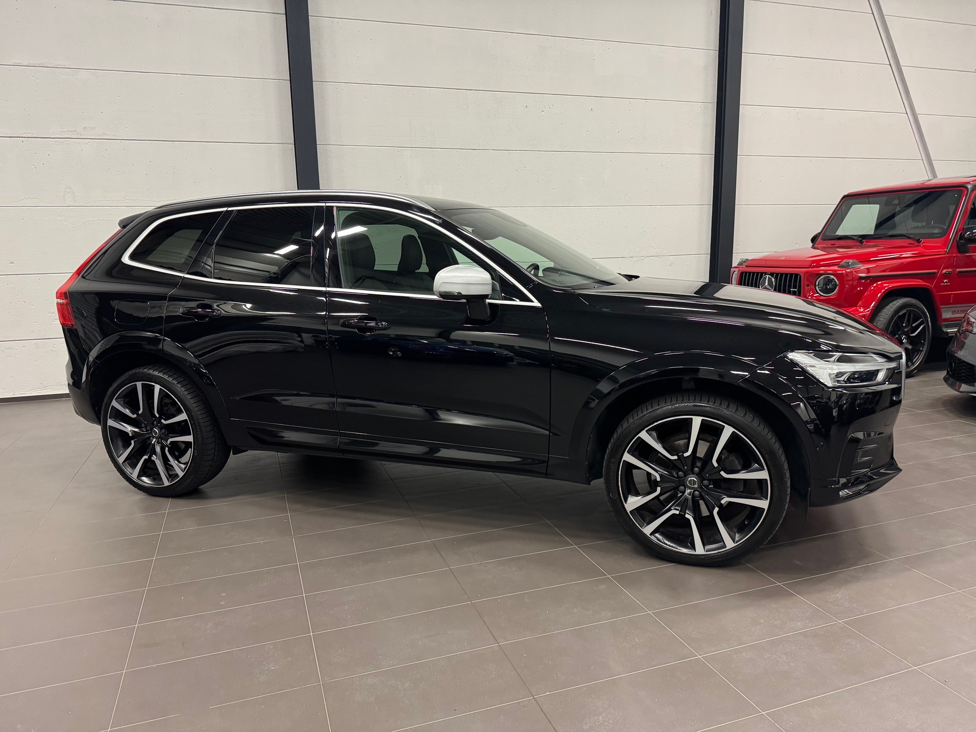 VOLVO XC60 T6 AWD R-Design Geartronic-image-5