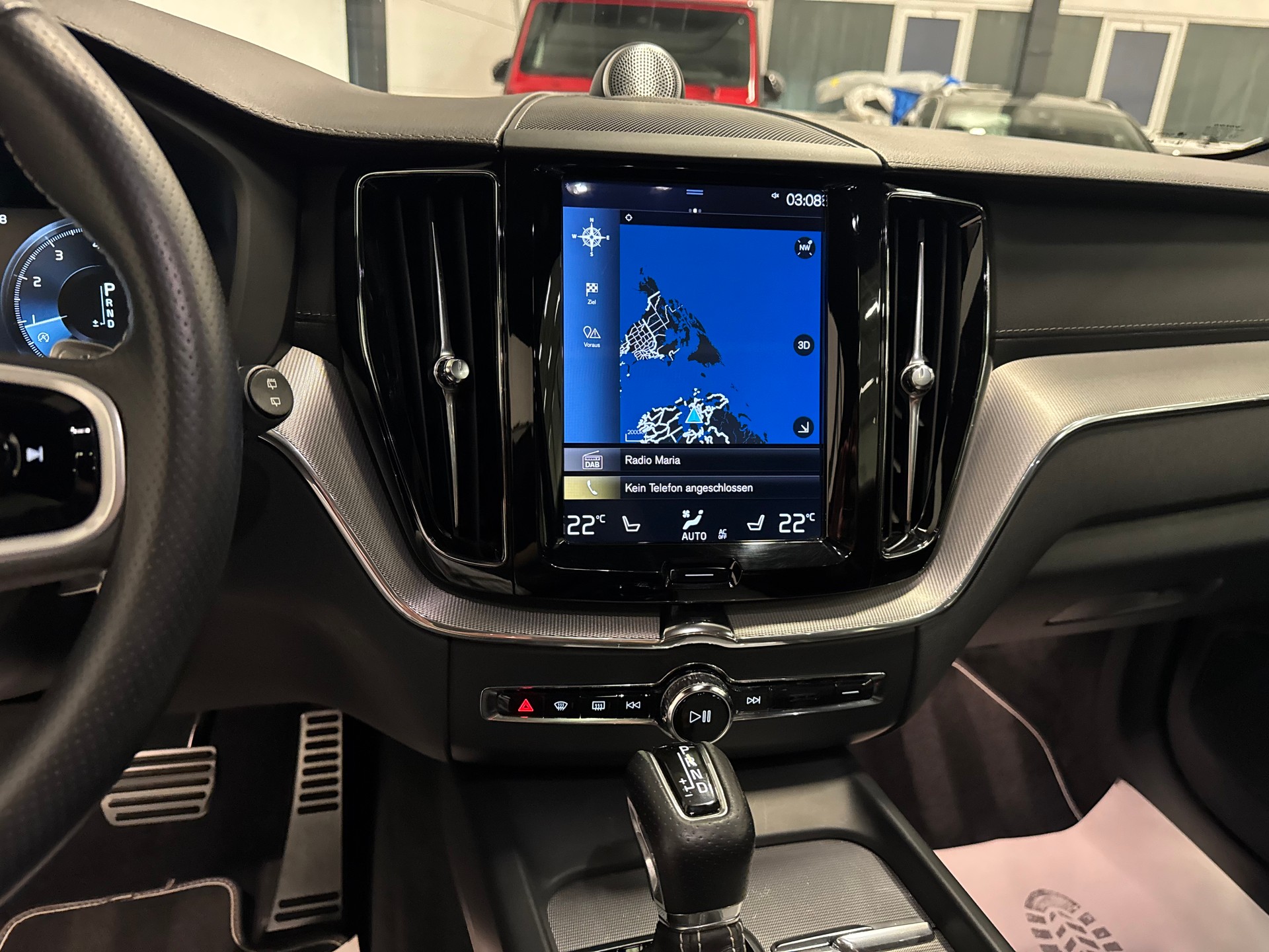 VOLVO XC60 T6 AWD R-Design Geartronic-image-26