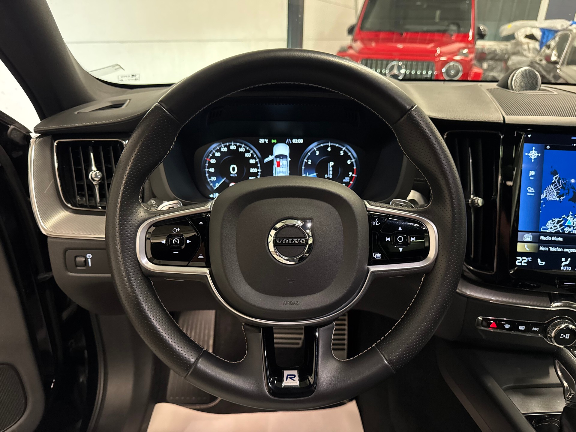 VOLVO XC60 T6 AWD R-Design Geartronic-image-25