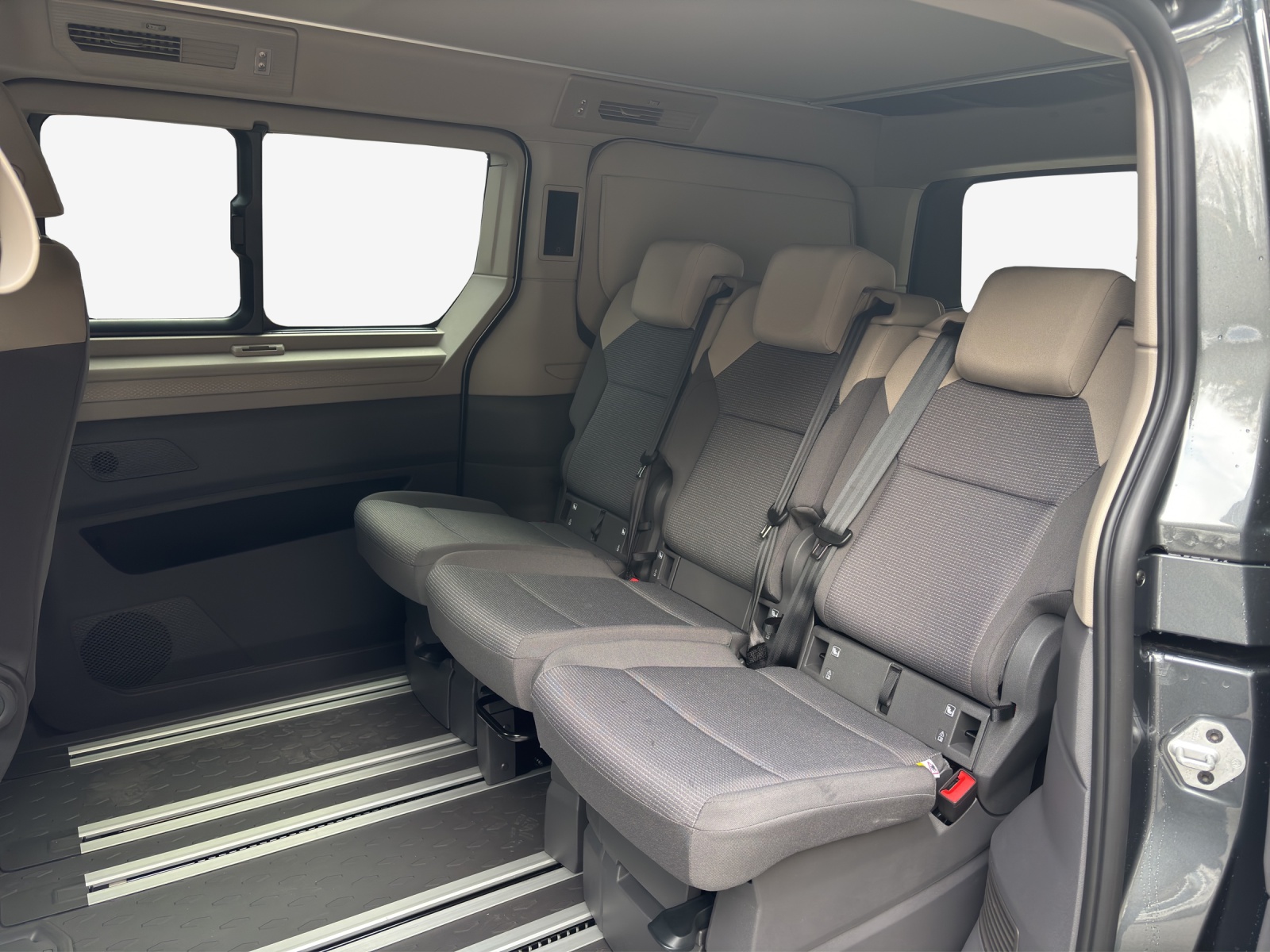 VW California eHybrid Beach Tour 4Motion-image-8