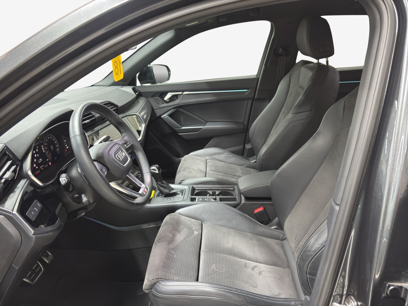 AUDI Q3 35 TFSI S line Attraction S-tronic-image-7
