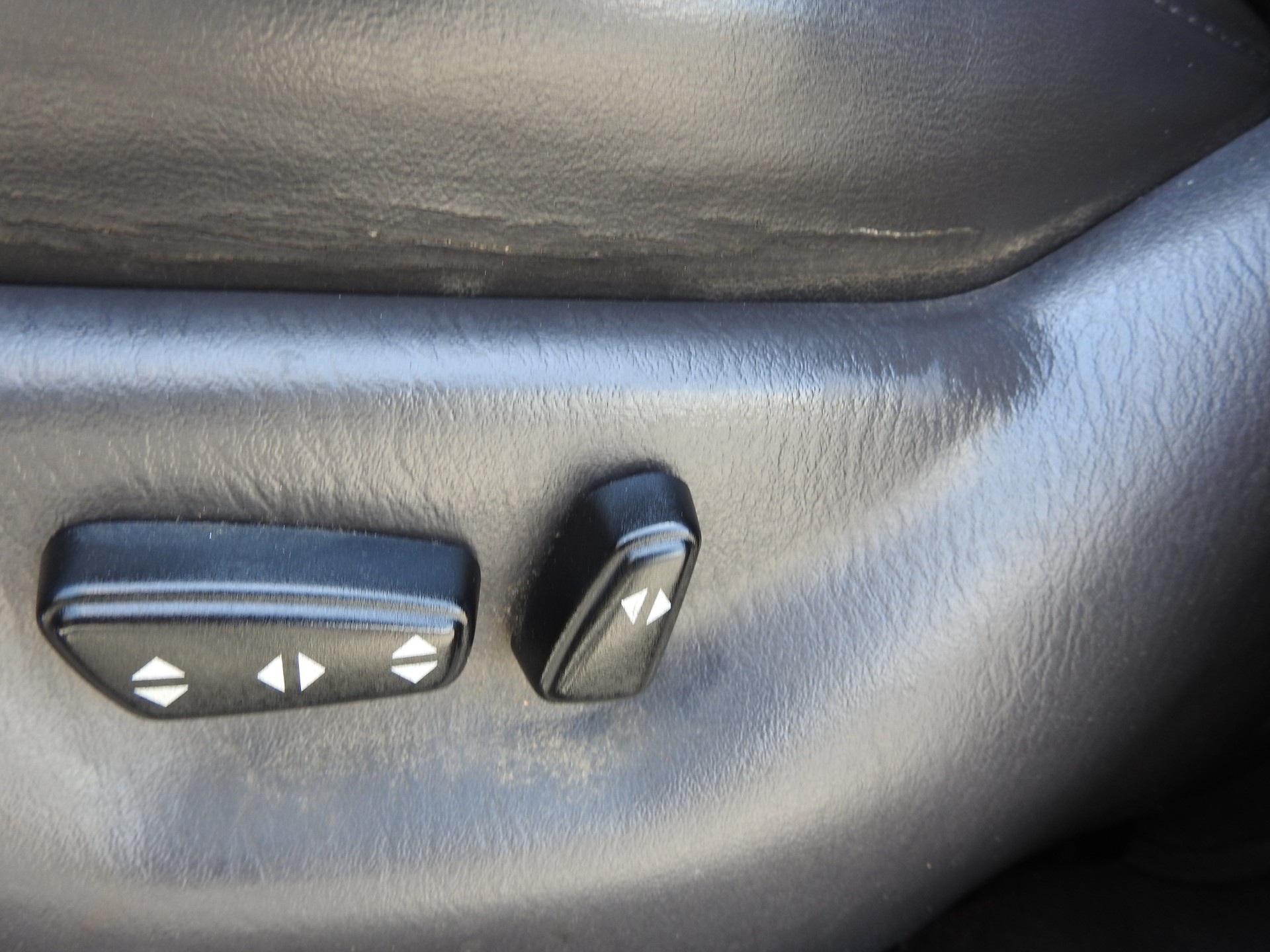 JEEP Grand Cherokee 4.7 Limited Automatic-image-13