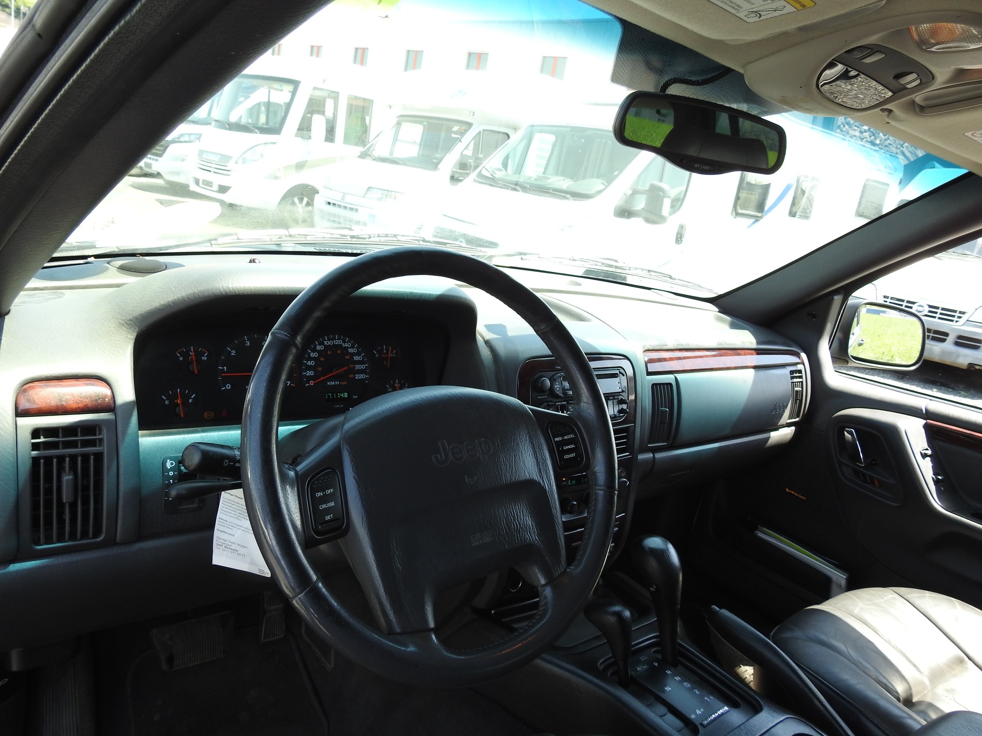 JEEP Grand Cherokee 4.7 Limited Automatic-image-10