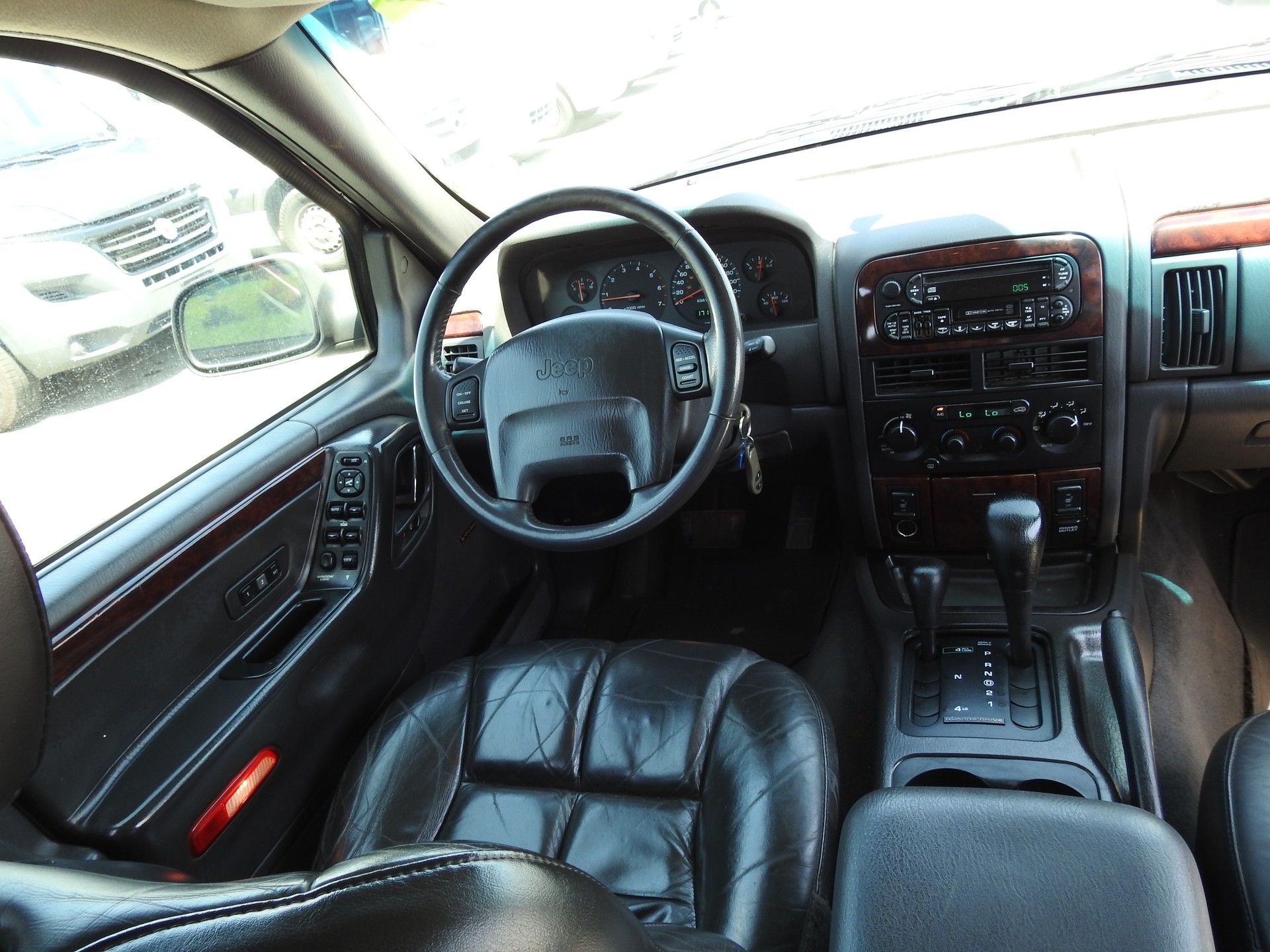 JEEP Grand Cherokee 4.7 Limited Automatic-image-19