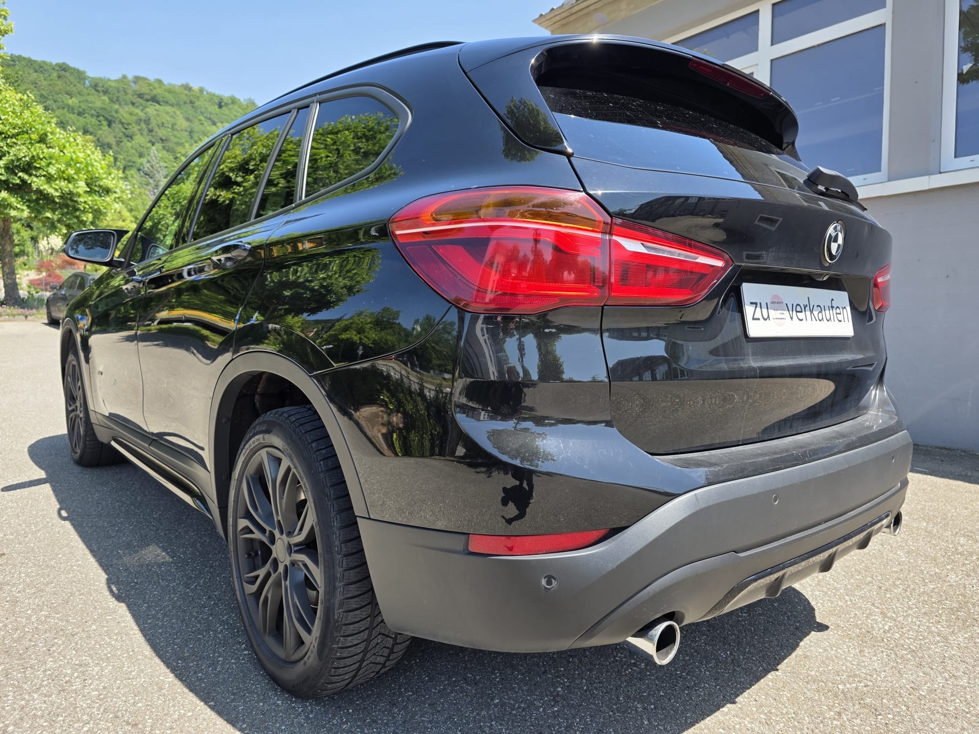 BMW X1 xDrive 20i xLine Steptronic-image-5