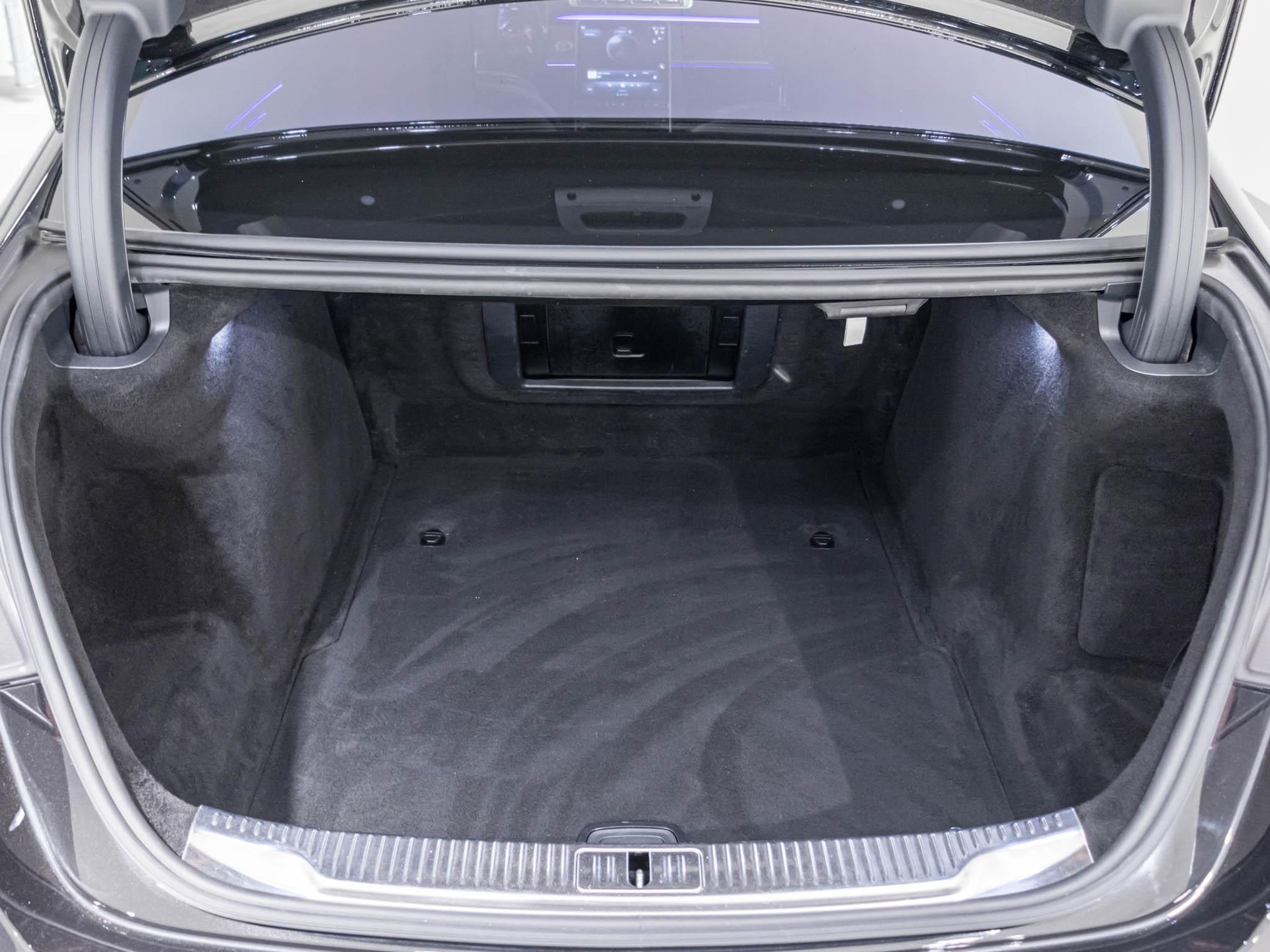 MERCEDES-BENZ S 500 4MATIC-image-13