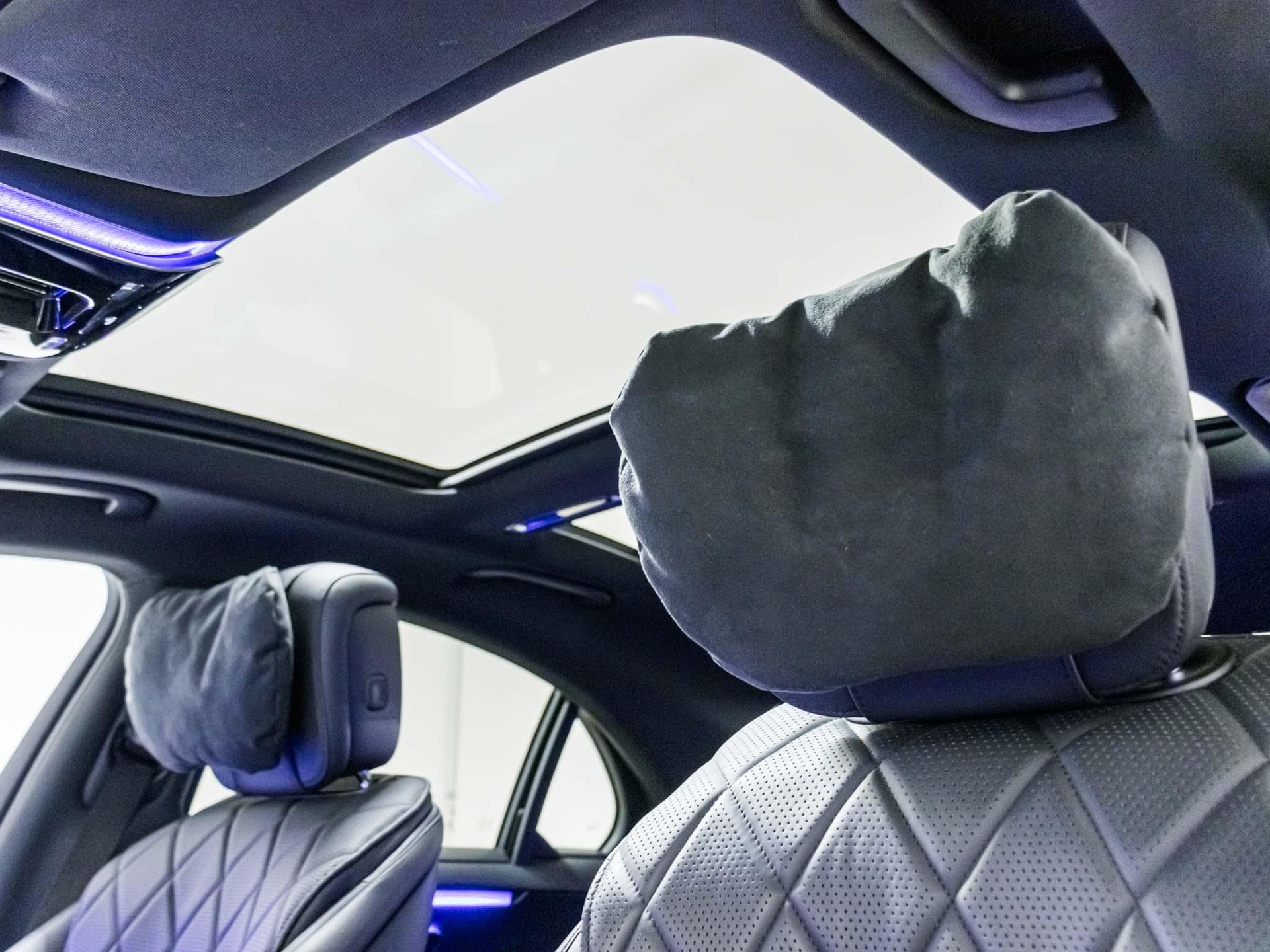 MERCEDES-BENZ S 500 4MATIC-image-8