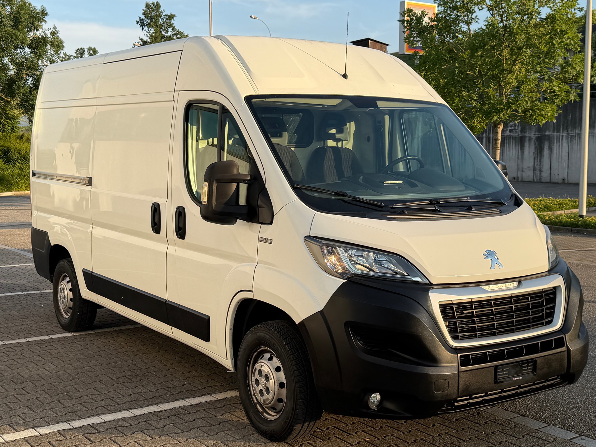 PEUGEOT PEUGEOT BOXER 2.0 HDI L2/H2. 3Sitze-image-5