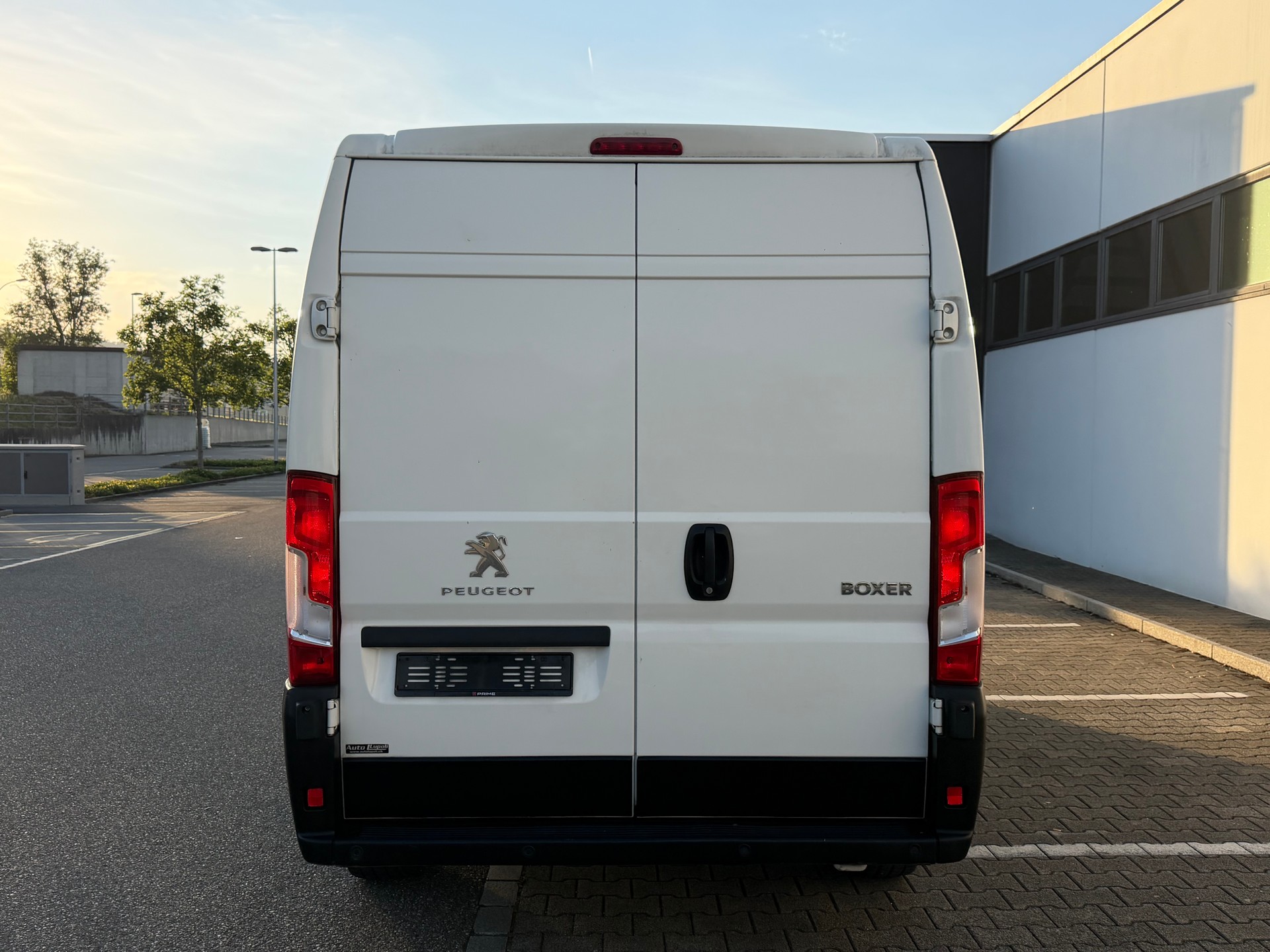PEUGEOT PEUGEOT BOXER 2.0 HDI L2/H2. 3Sitze-image-4