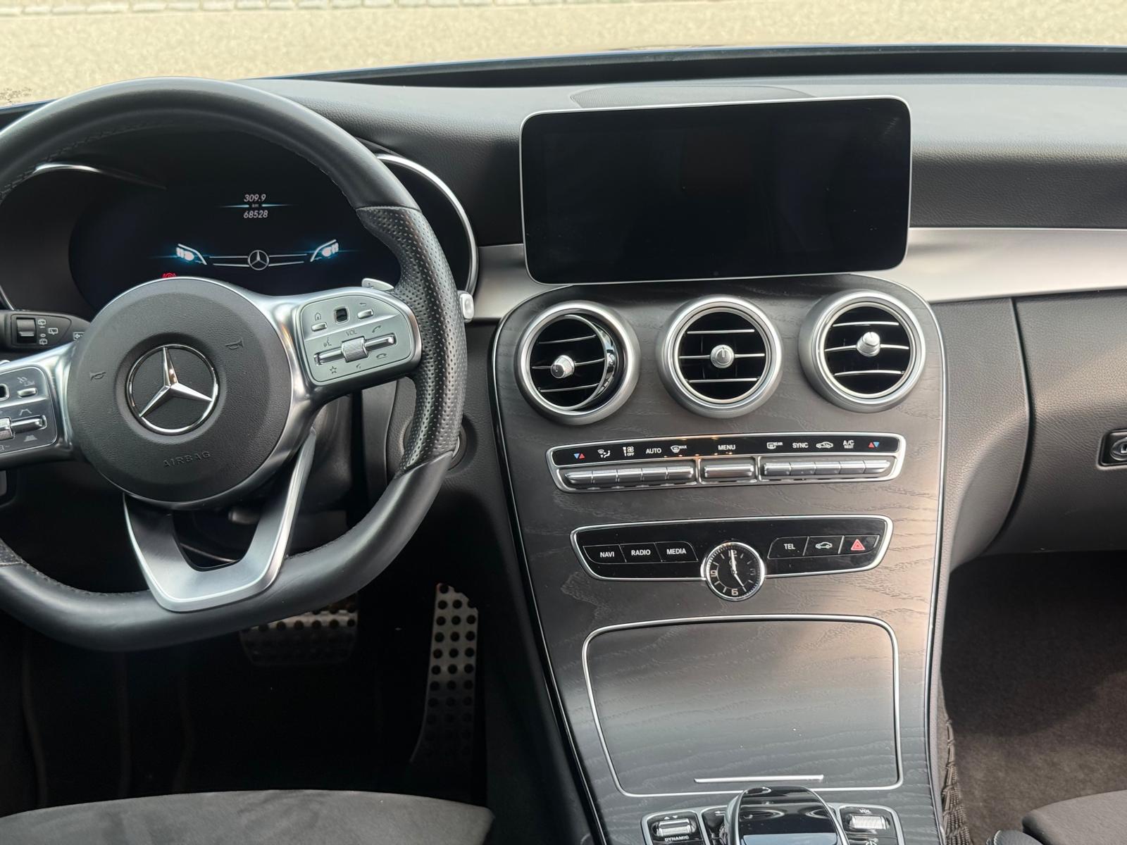 MERCEDES-BENZ C 220 d AMG Line 4Matic 9G-Tronic-image-20