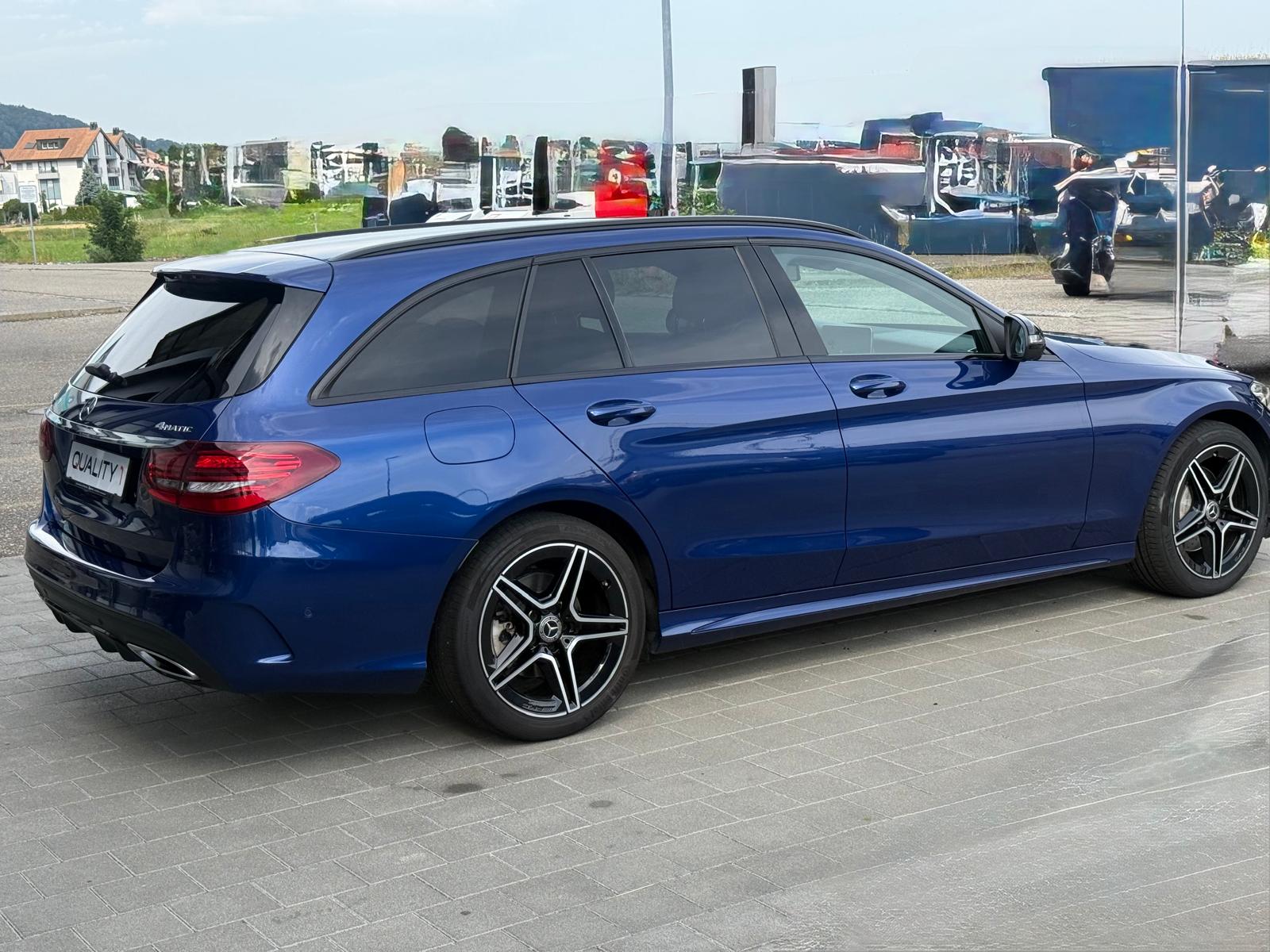 MERCEDES-BENZ C 220 d AMG Line 4Matic 9G-Tronic-image-3