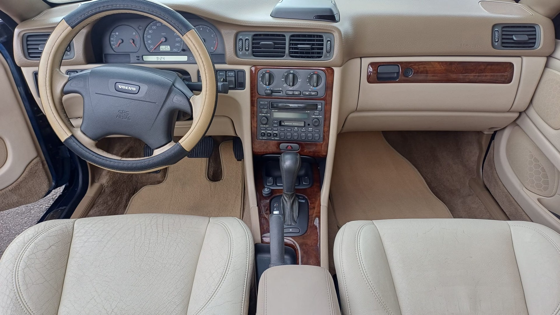VOLVO C70 Cabrio T5 Collection frisch MFK & Service-image-13