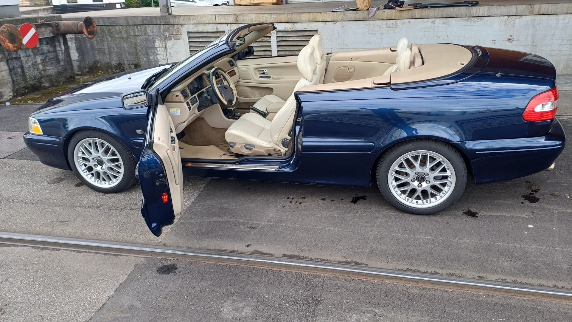 VOLVO C70 Cabrio T5 Collection frisch MFK & Service-image-6