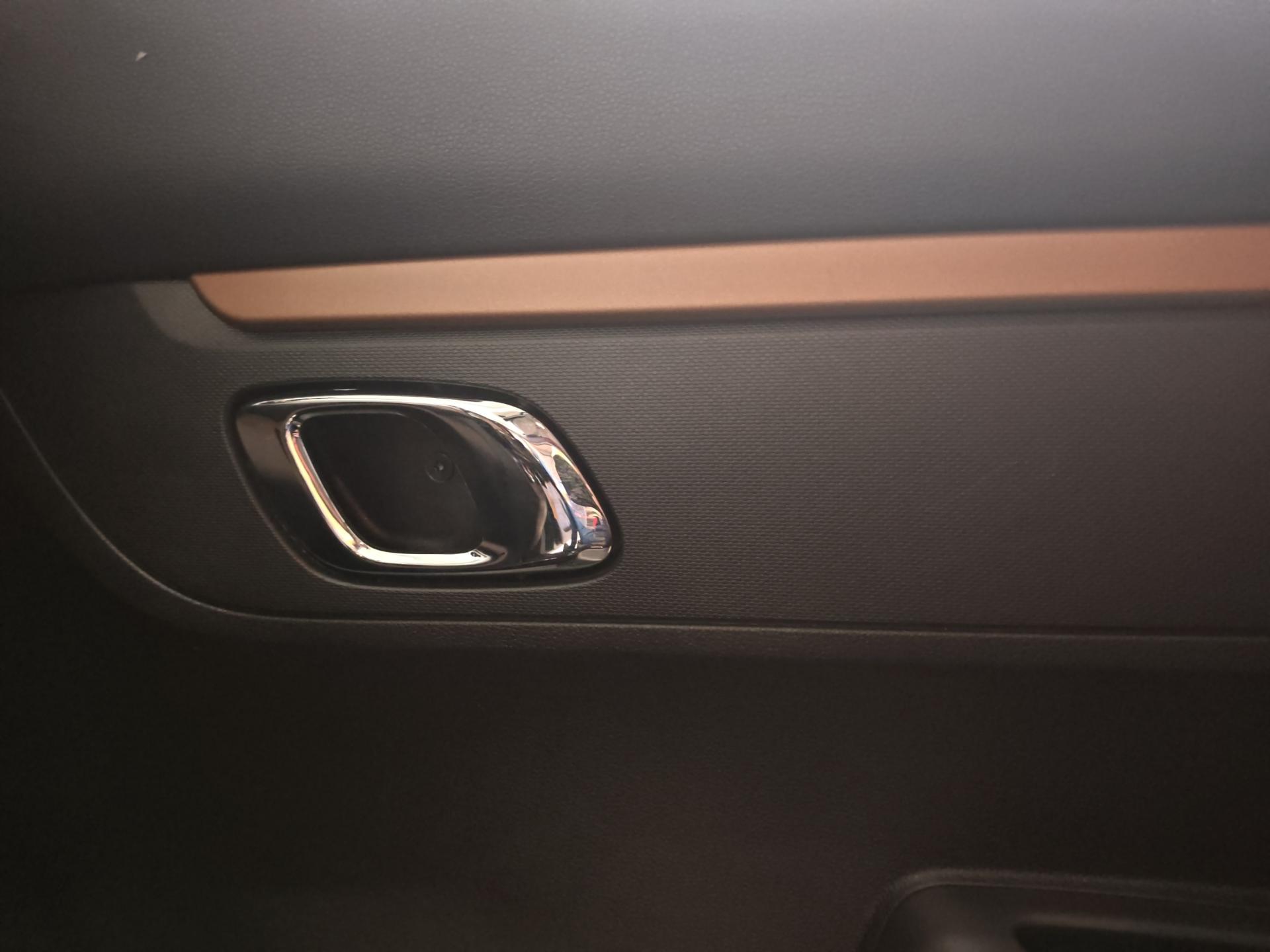 DACIA Spring 27 kWh Electric 65 Extreme-image-23