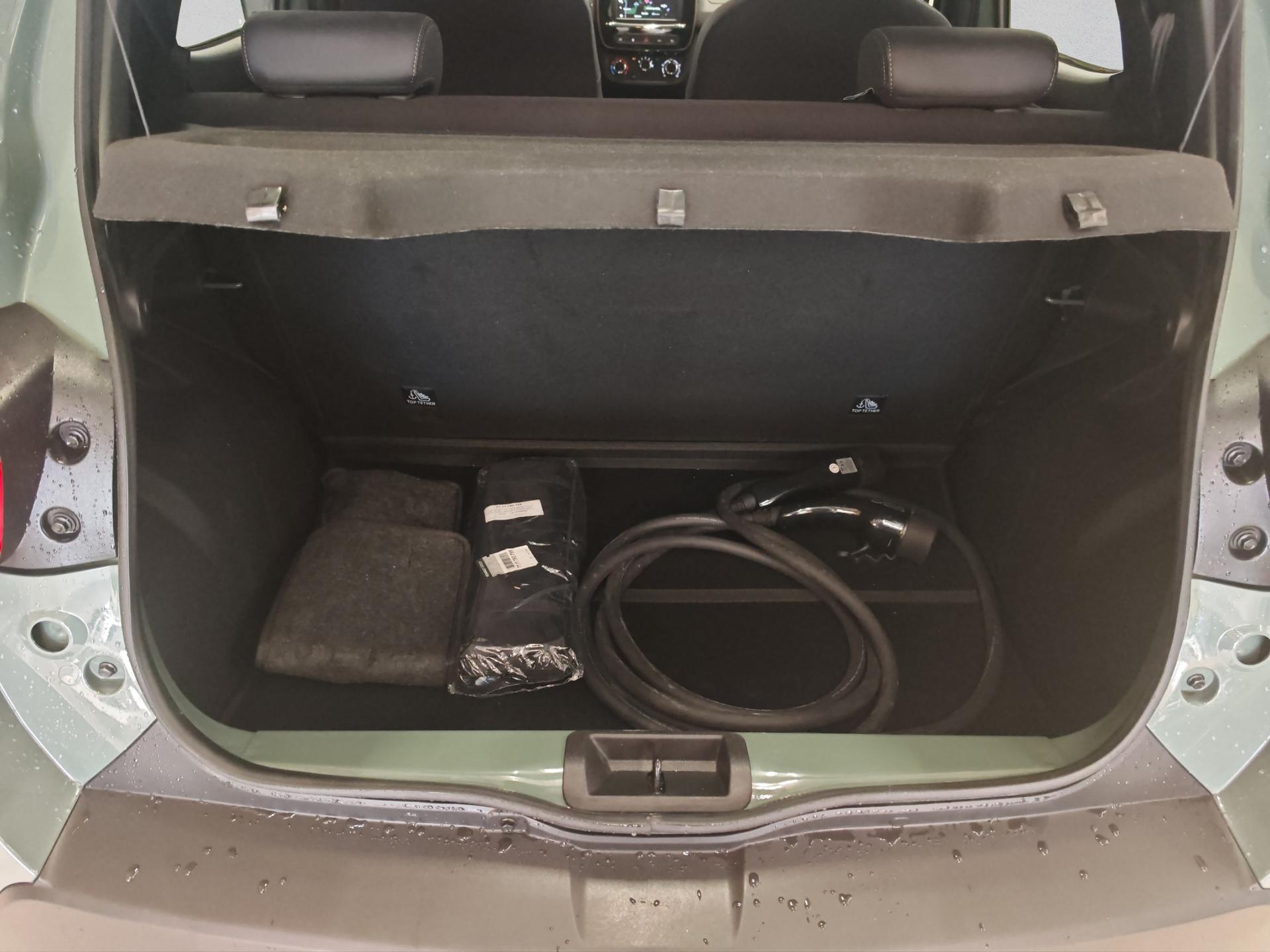 DACIA Spring 27 kWh Electric 65 Extreme-image-15