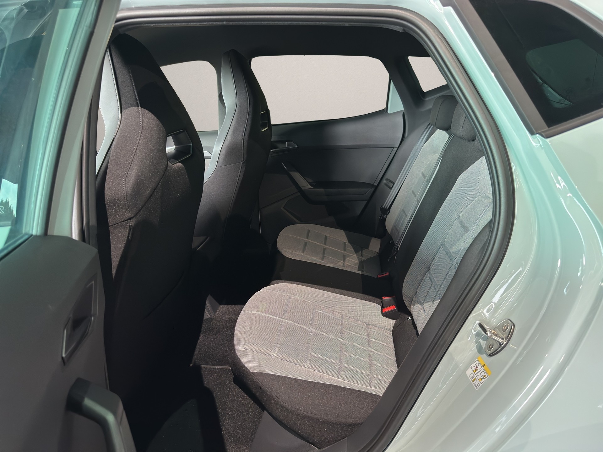 SEAT Ibiza 1.0 EcoTSI Move FR DSG-image-9