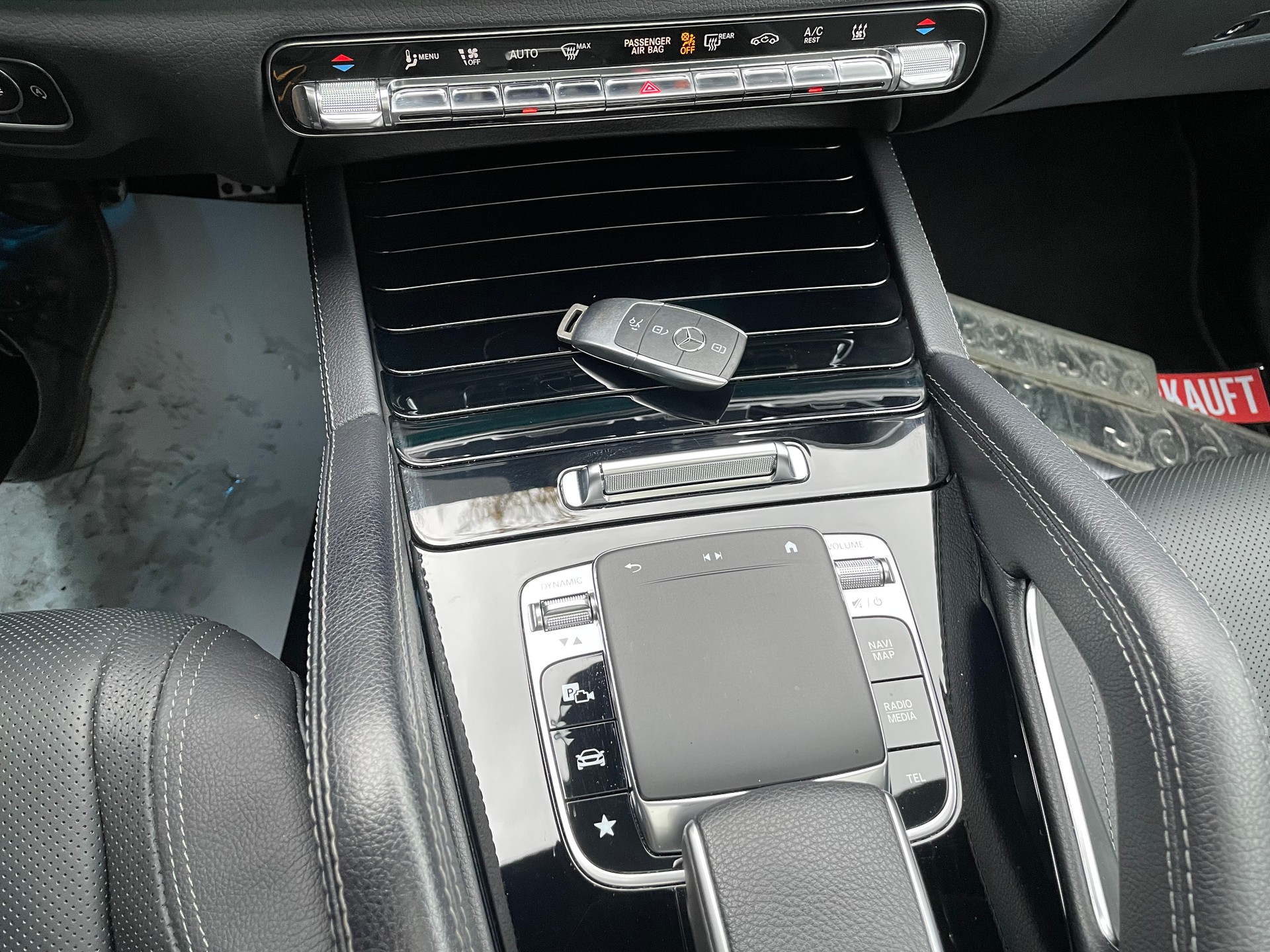 MERCEDES-BENZ GLE 450 AMG Line 4Matic-image-9