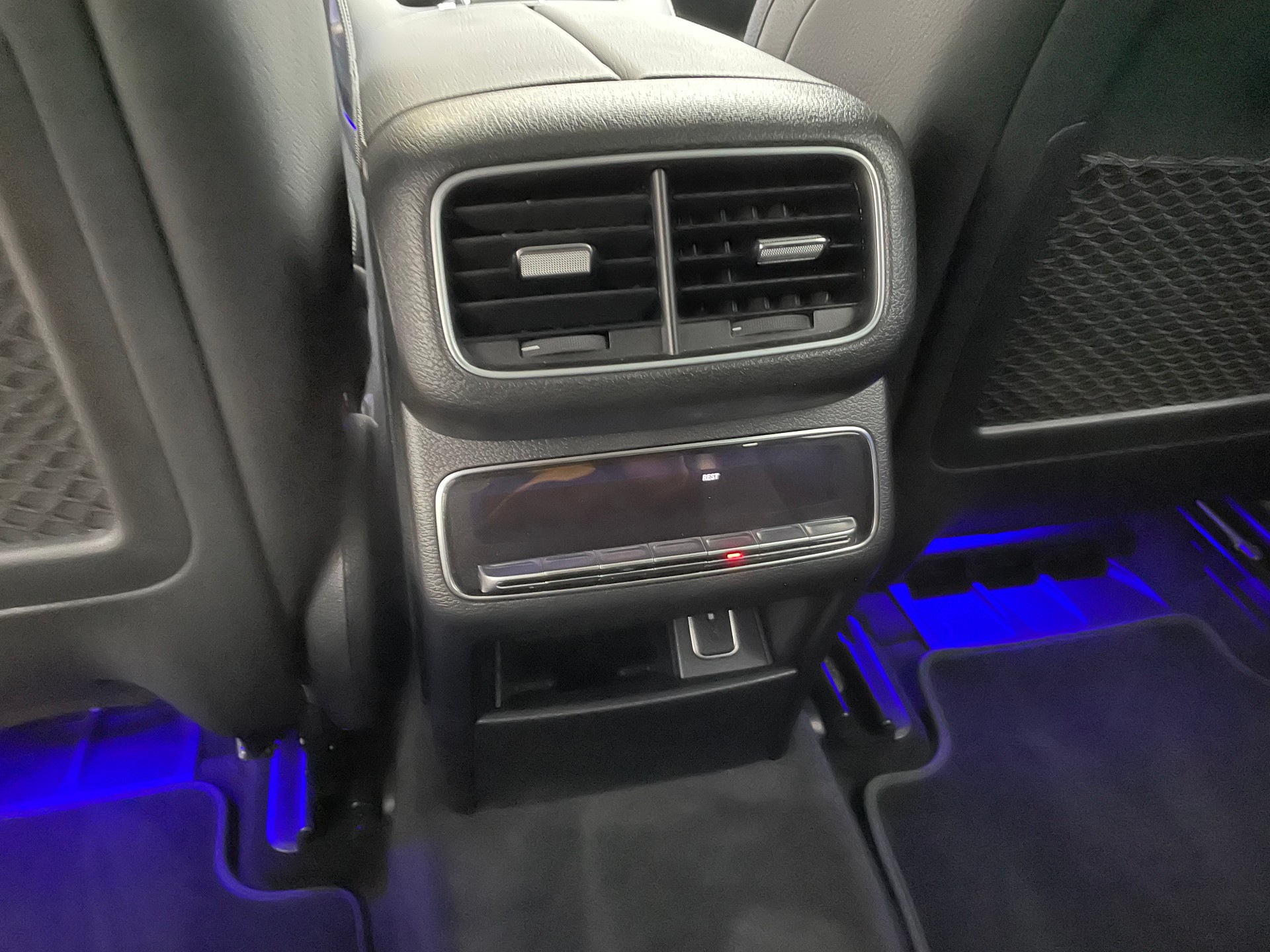 MERCEDES-BENZ GLE 450 AMG Line 4Matic-image-22