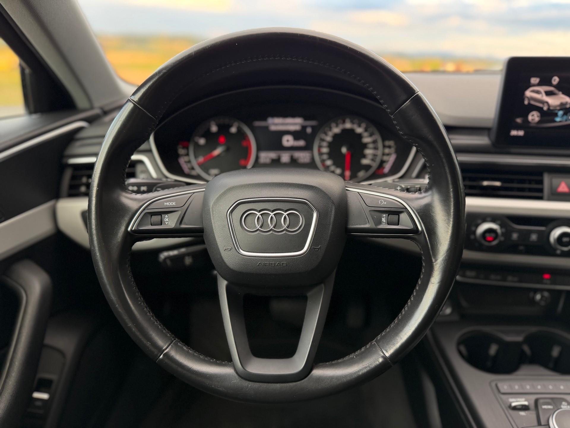 AUDI A4 Avant 2.0 TDI S-tronic-image-11