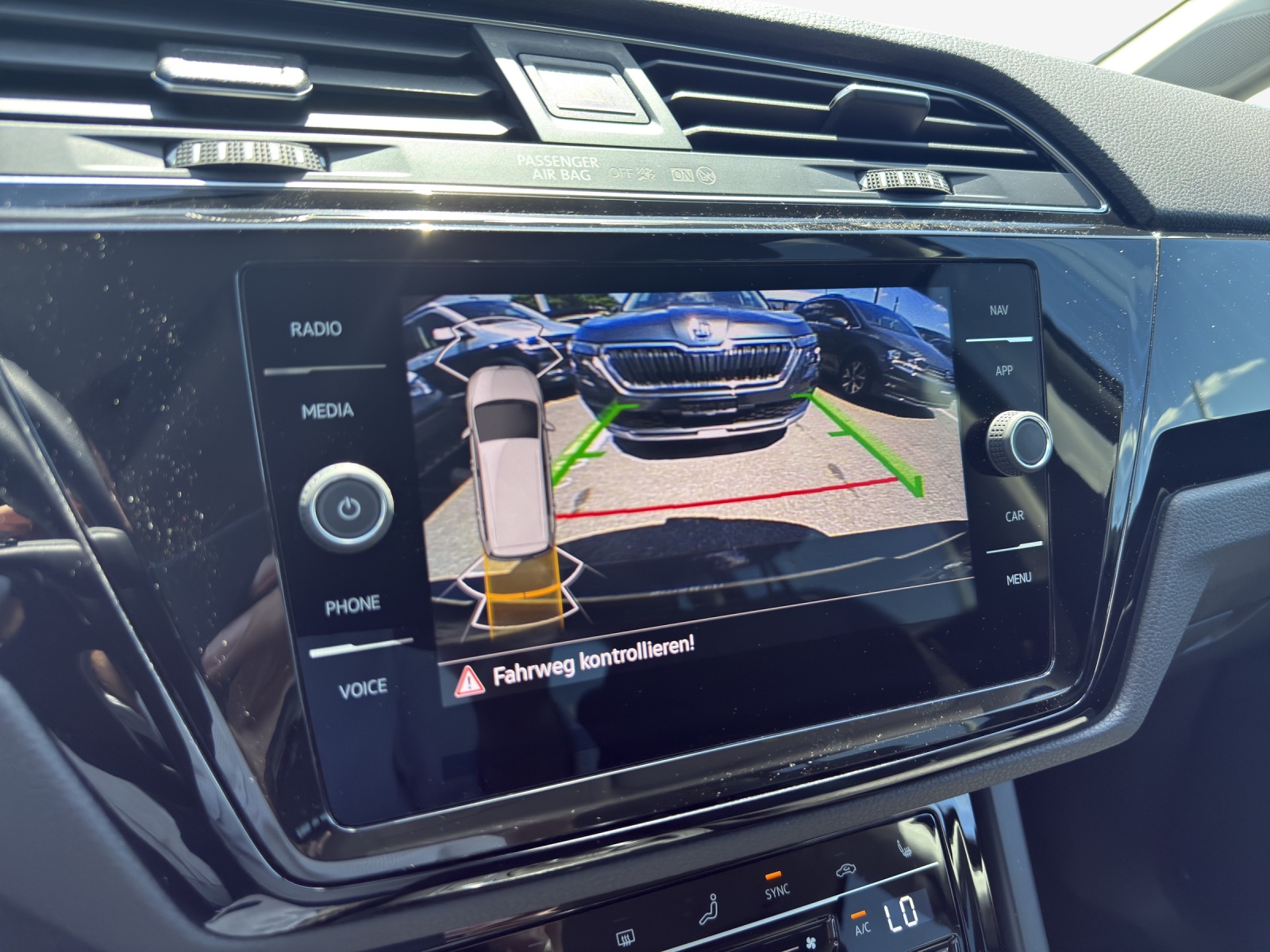 VW Touran 1.5 TSI EVO Comfortline DSG-image-14