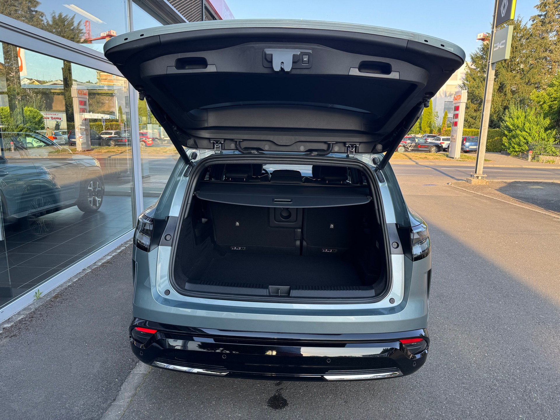 RENAULT Espace 1.2 E-Tech 200 Esprit Alpine 5-Sitze-image-8