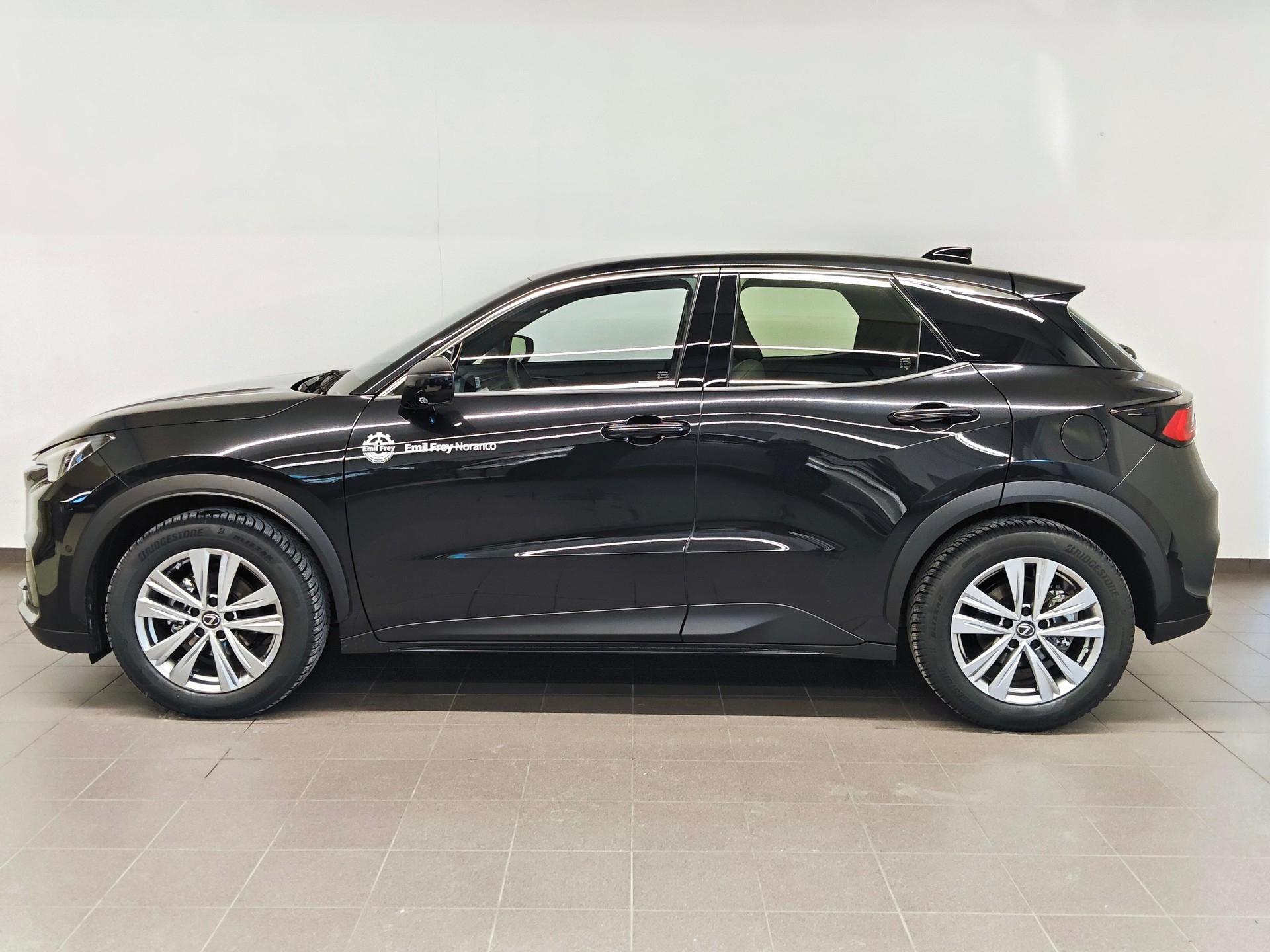 LEXUS LBX 1.5 Hybrid Relax AWD-showroom-element-2