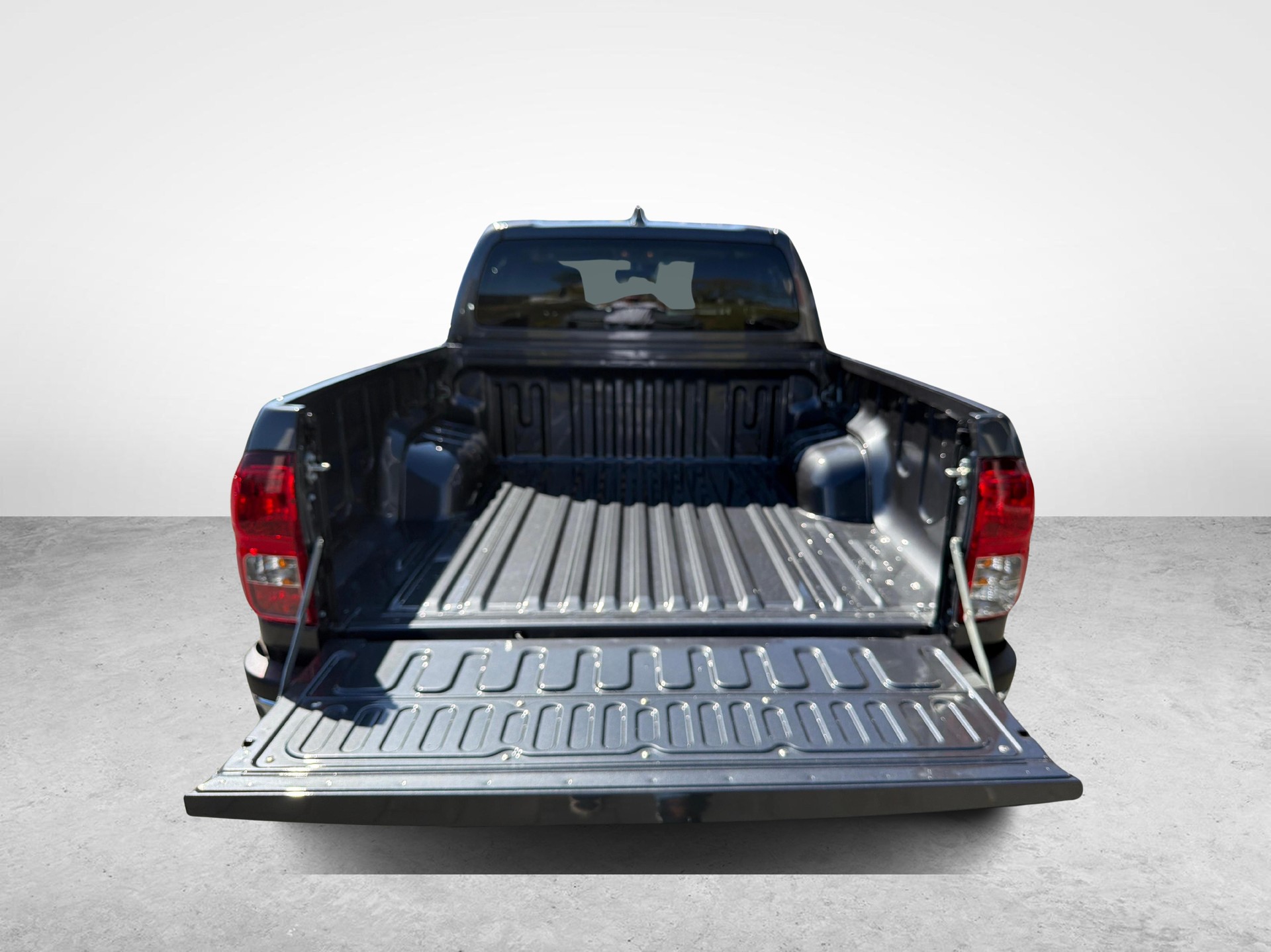 TOYOTA Hilux Double Cab.-Pick-up 2.4 D-4D 150 Style-image-11