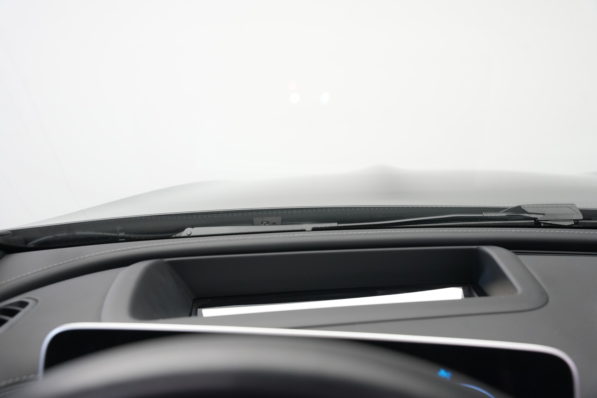 MERCEDES-BENZ CLE 300 Cabrio 4Matic 9G-Tronic *CH-Fahrzeug* *Burmester* *HuD*-image-34