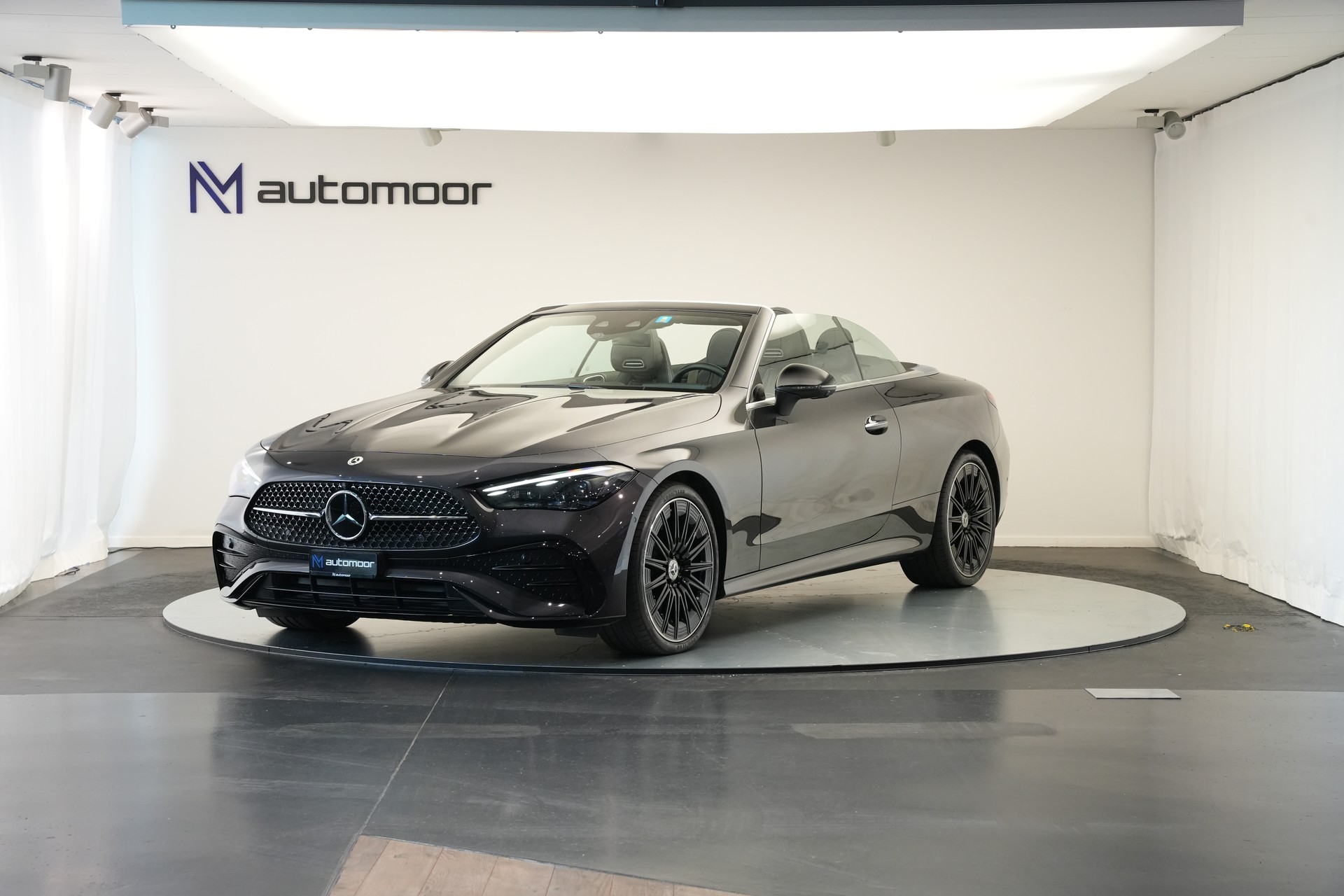 MERCEDES-BENZ CLE 300 Cabrio 4Matic 9G-Tronic *CH-Fahrzeug* *Burmester* *HuD*