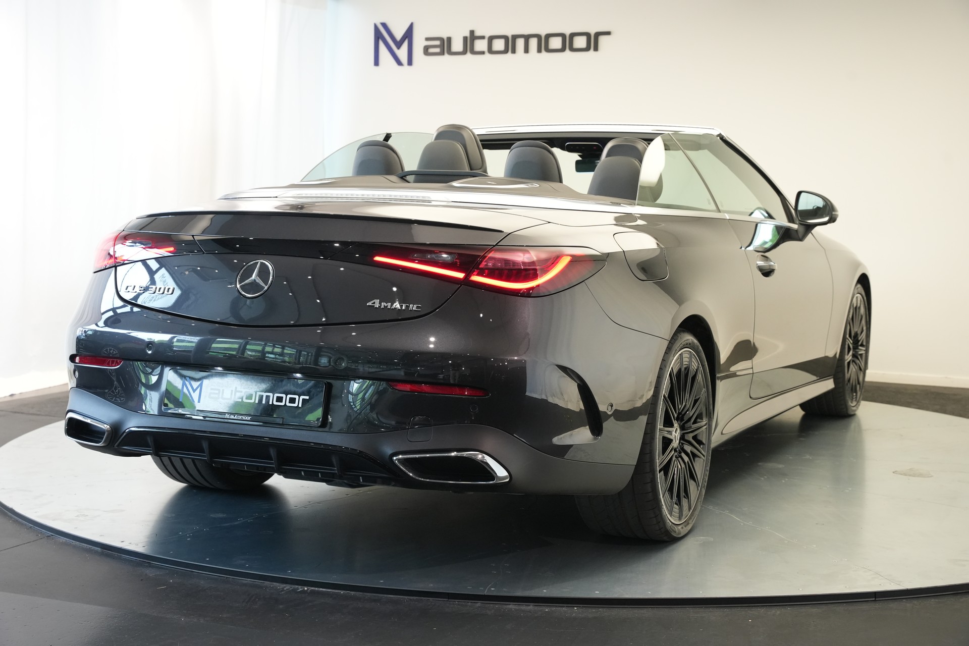 MERCEDES-BENZ CLE 300 Cabrio 4Matic 9G-Tronic *CH-Fahrzeug* *Burmester* *HuD*-image-41