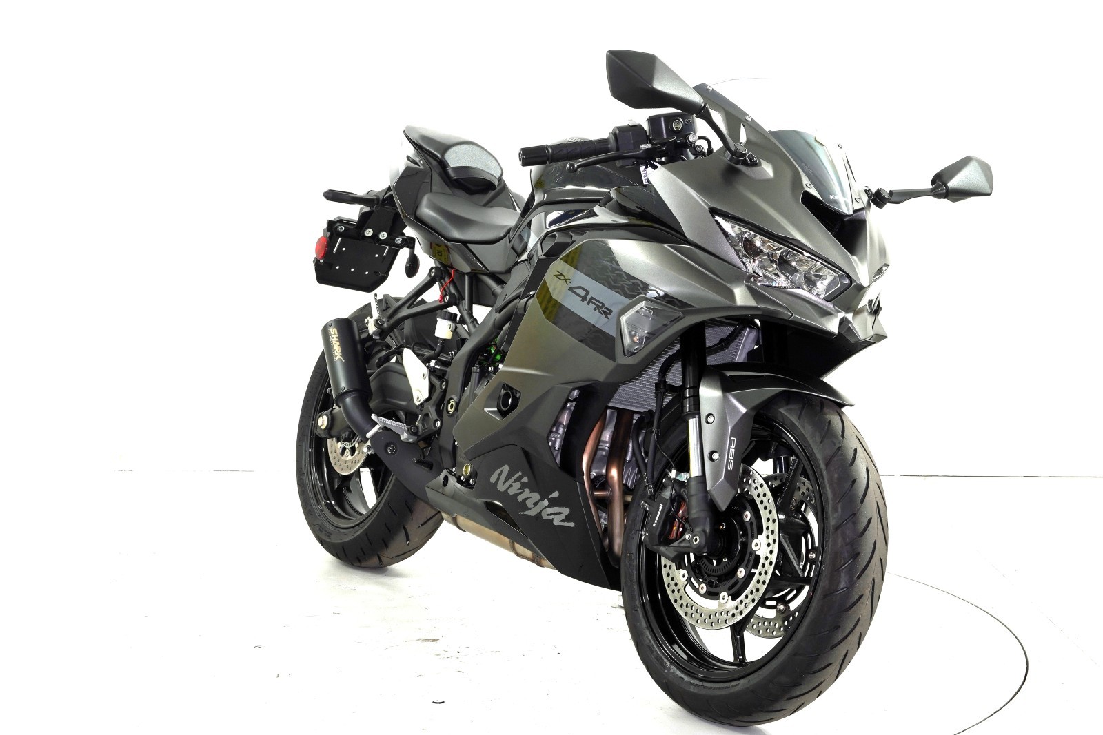 KAWASAKI Ninja ZX-4RR ABS Shark-showroom-element-1