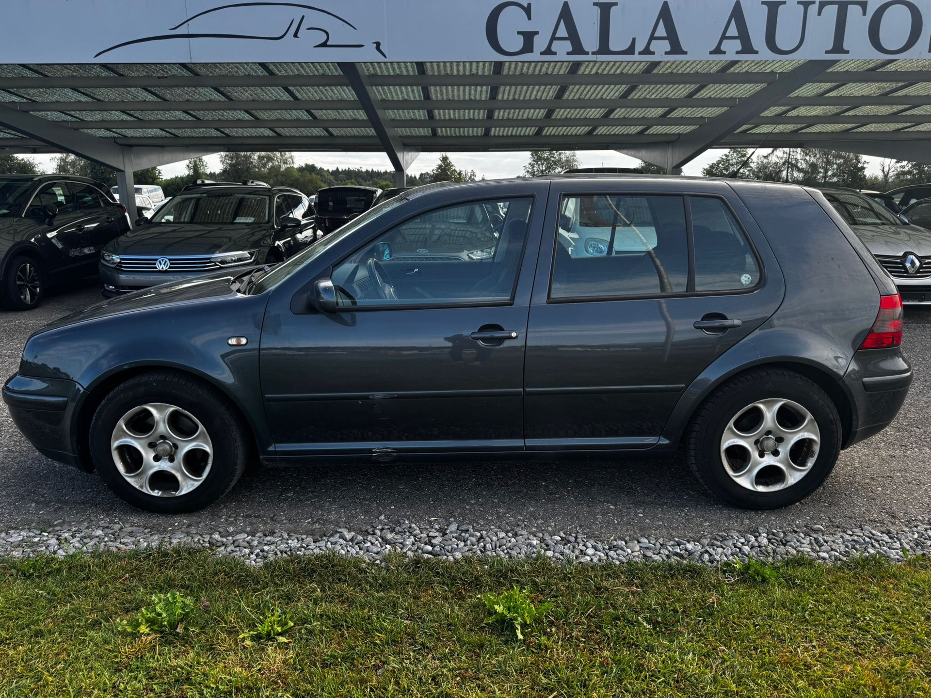 VW Golf 1.8 GTI-image-7
