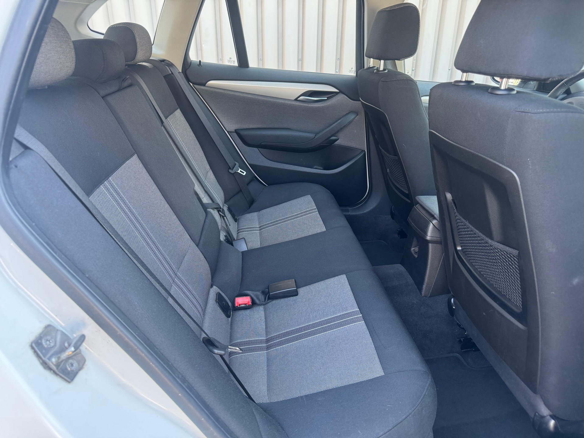 BMW X1 xDrive 18d-image-8