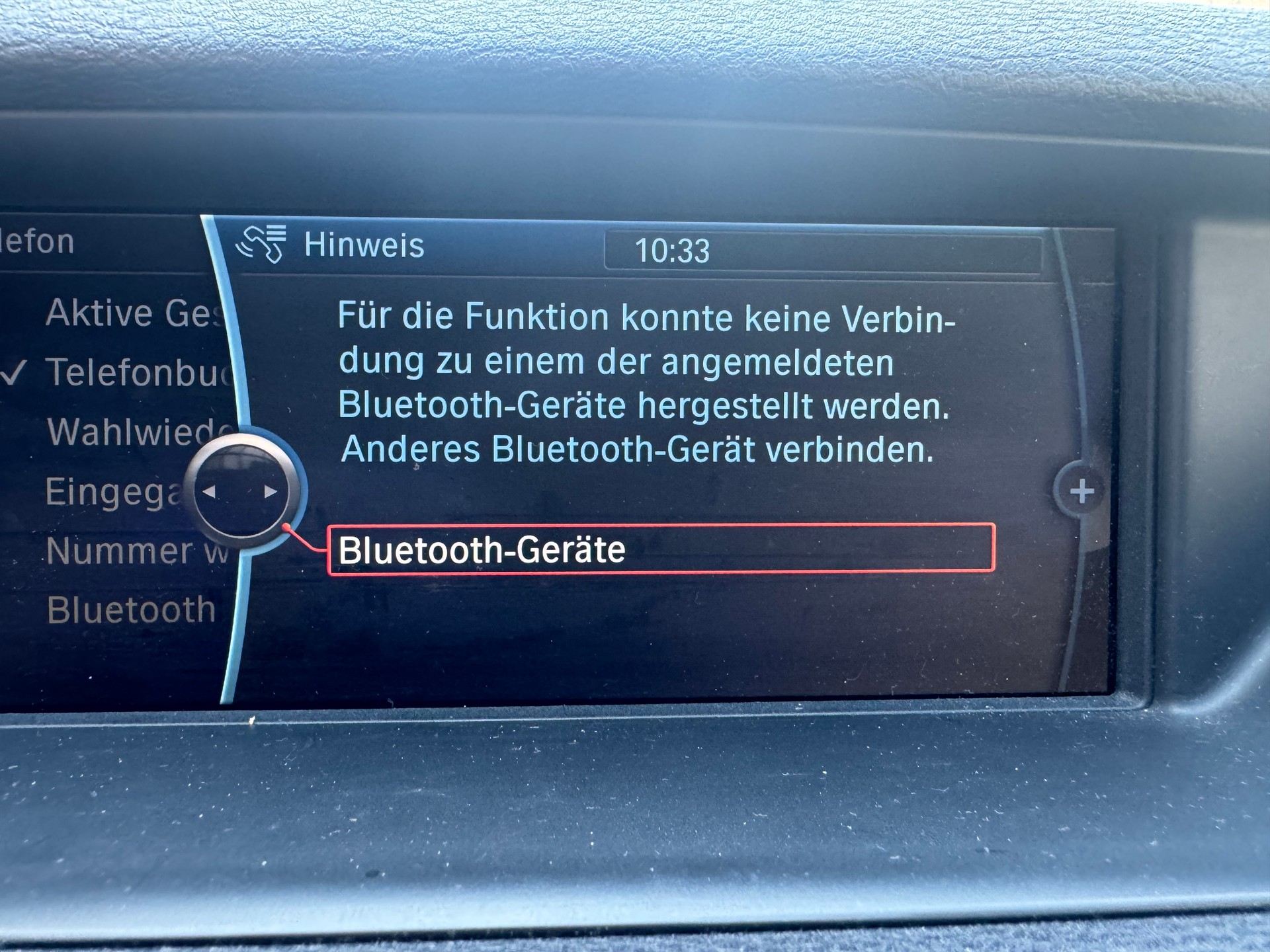 BMW X1 xDrive 18d-image-12