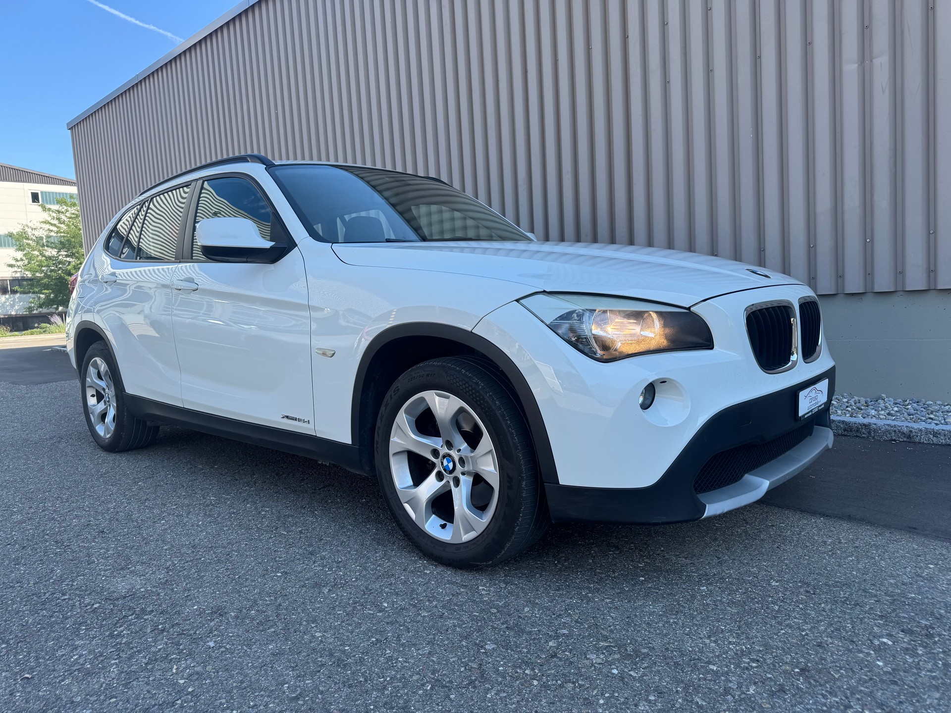 BMW X1 xDrive 18d-image-0