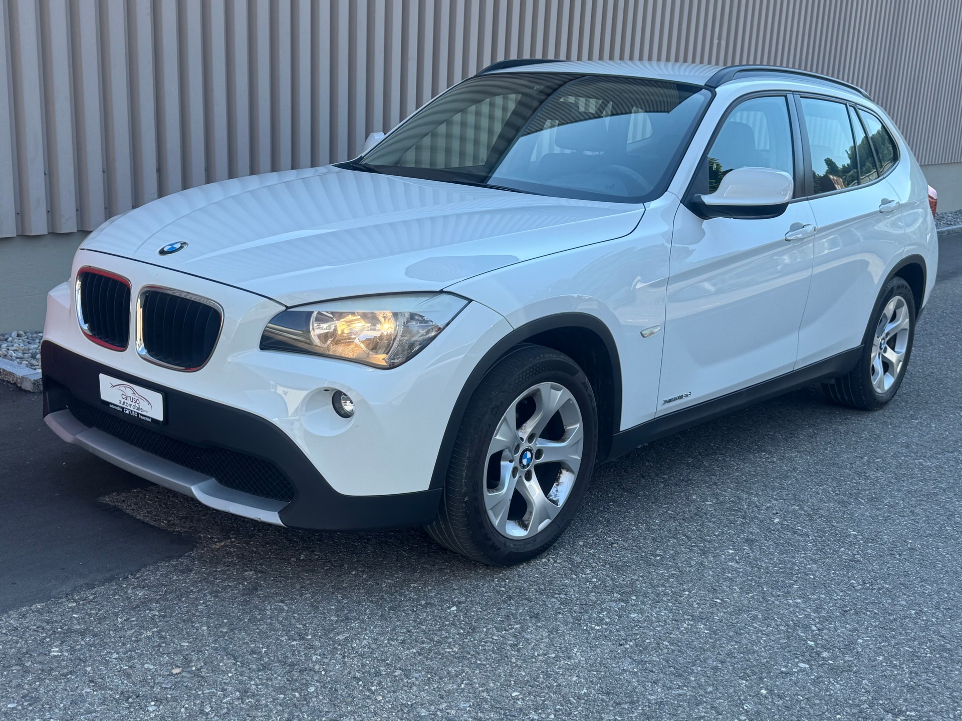 BMW X1 xDrive 18d-image-5