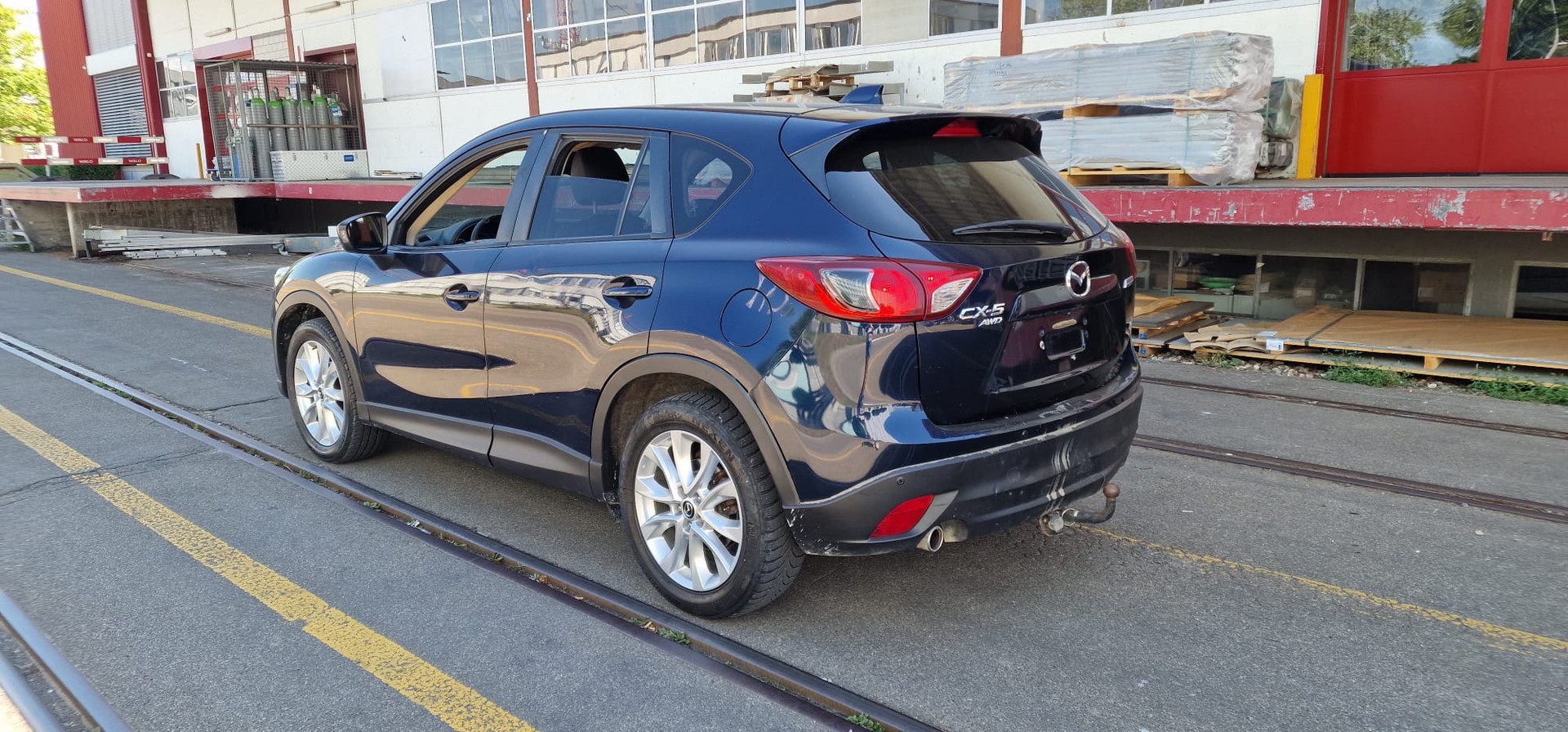MAZDA CX-5 2.2 D HP Revolution AWD Automatic-image-2