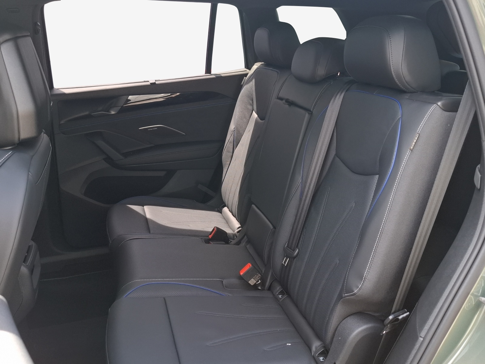 VW Tayron 2.0 TSI R-Line Plus DSG 4Motion-image-11