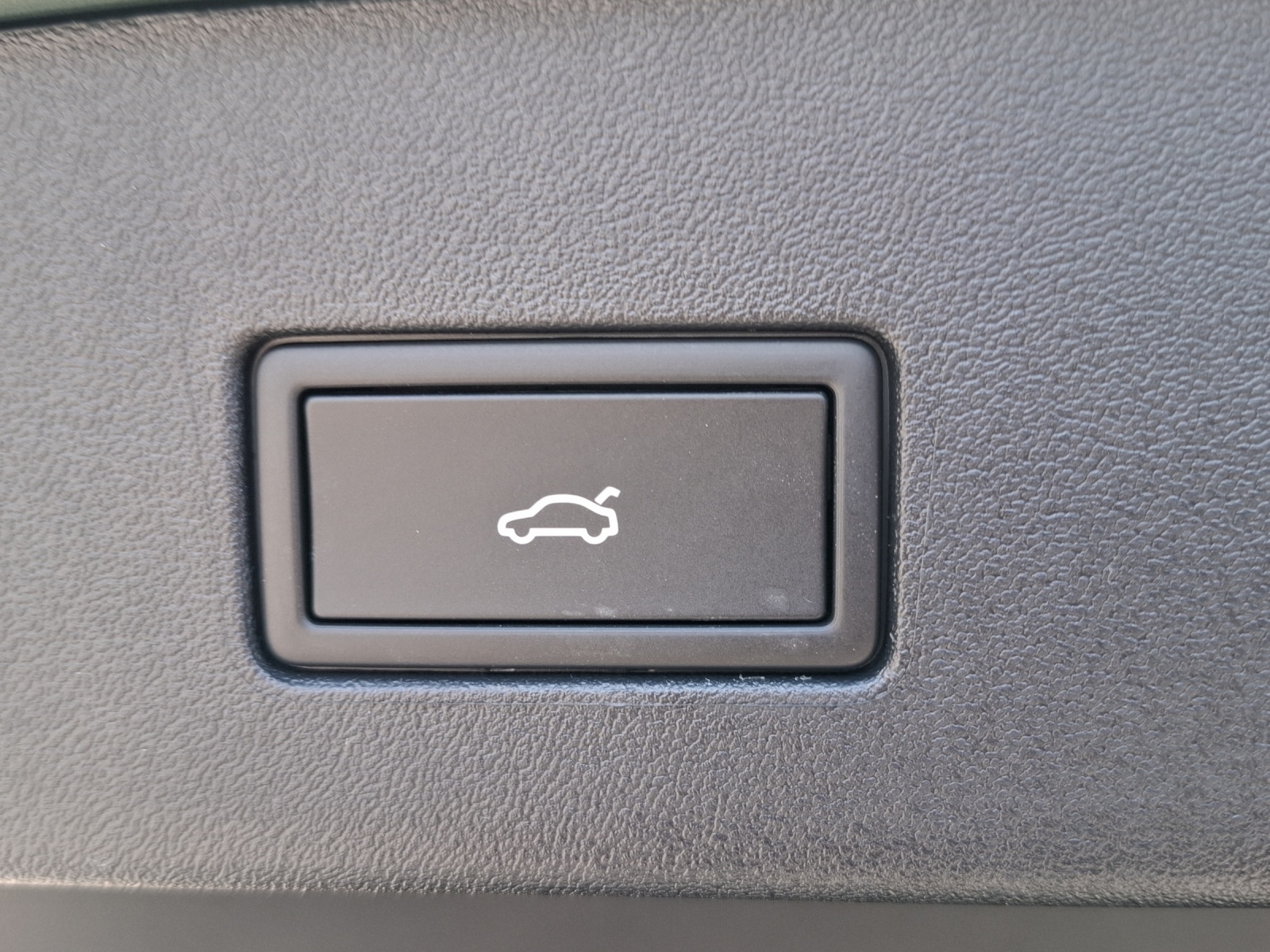 VW Tayron 2.0 TSI R-Line Plus DSG 4Motion-image-13