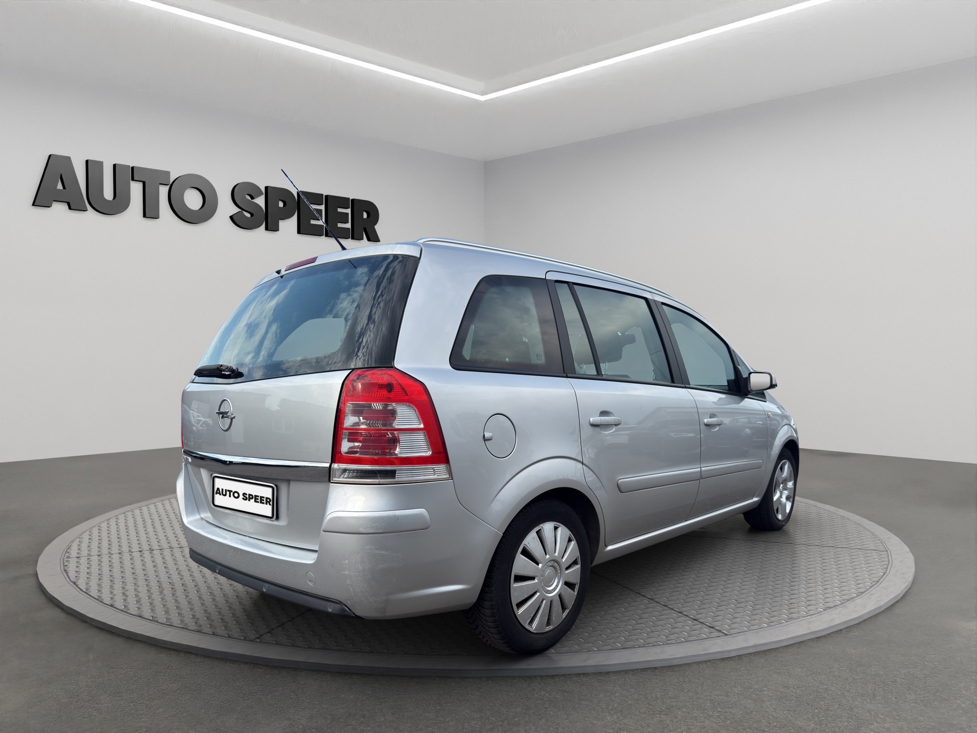OPEL Zafira 2.2 16V Direct Enjoy-image-7