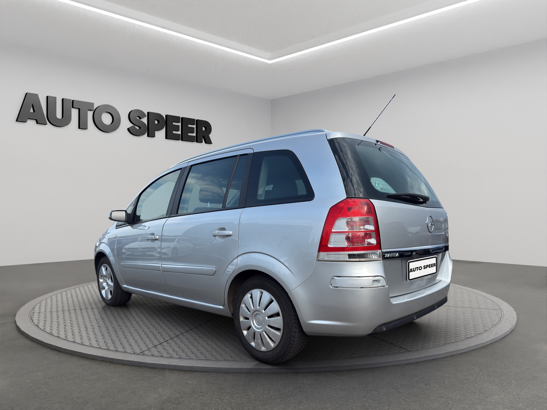 OPEL Zafira 2.2 16V Direct Enjoy-image-5